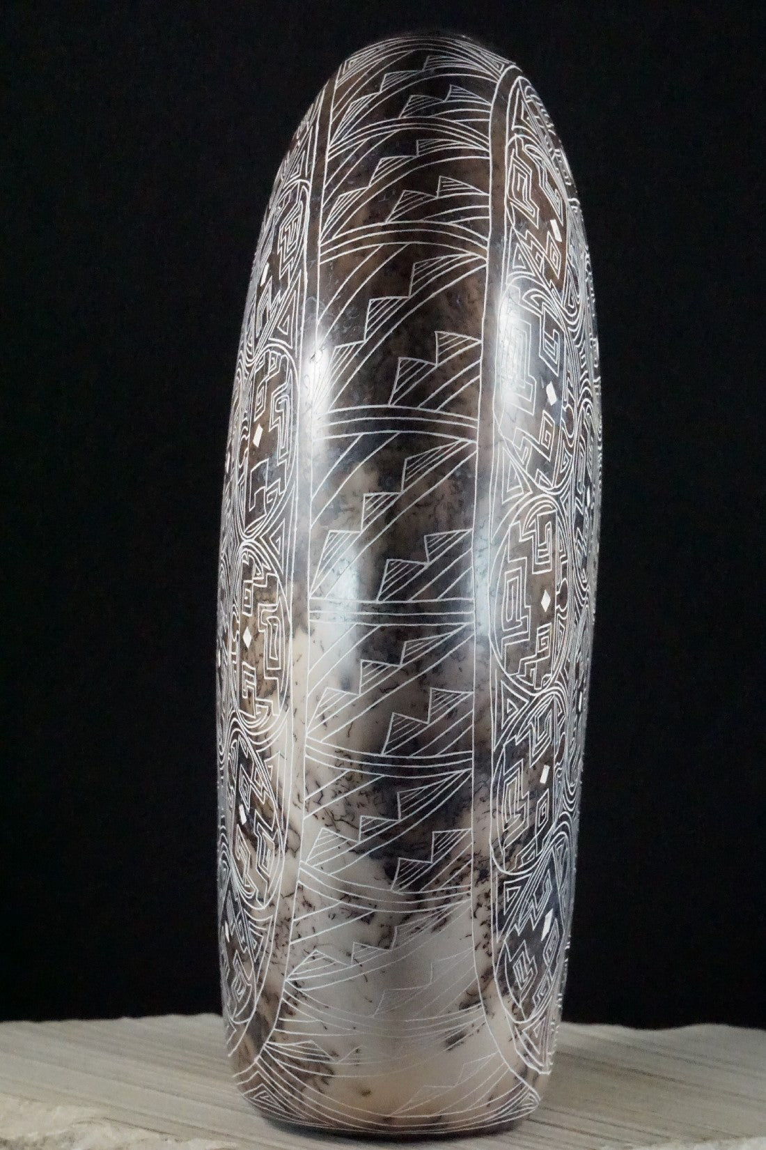 Acoma Pottery - Irvin Louis
