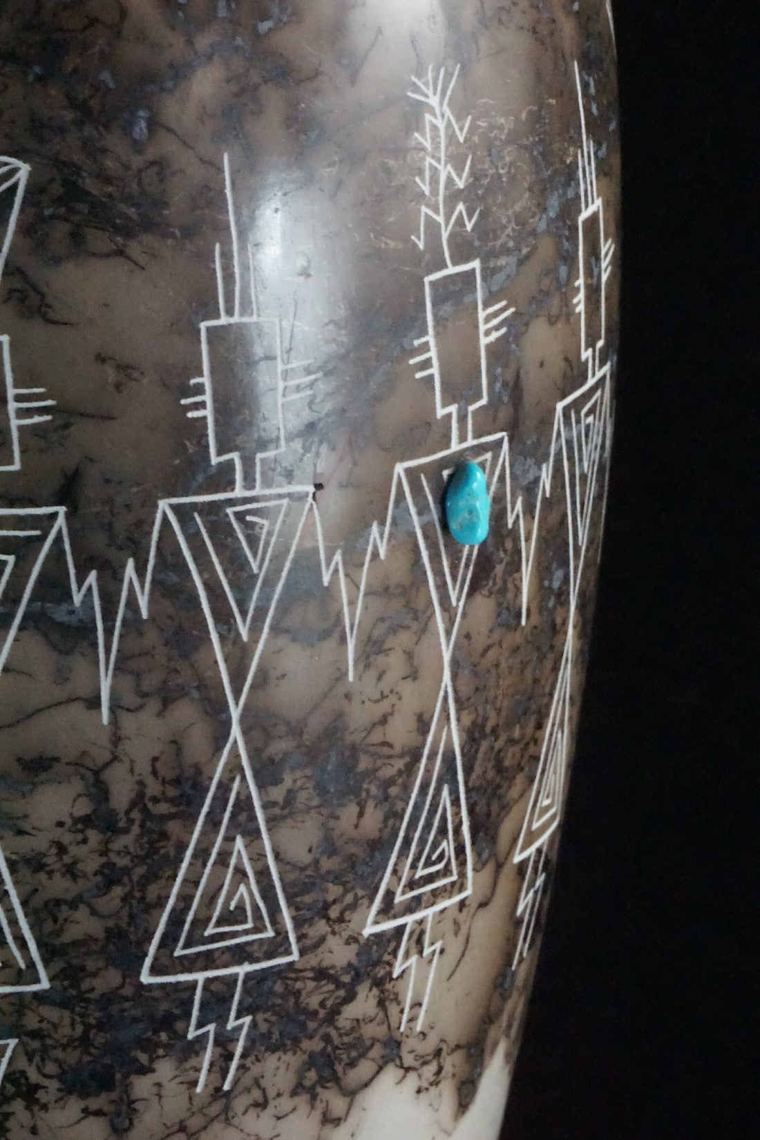 Acoma Pottery - Irvin Louis