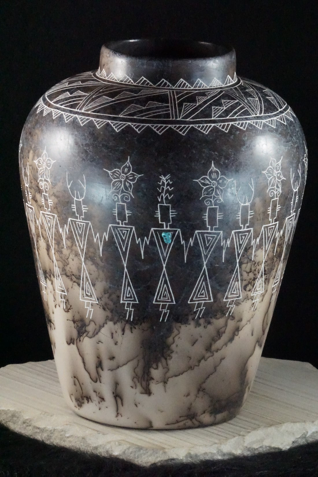 Acoma Pottery - Irvin Louis