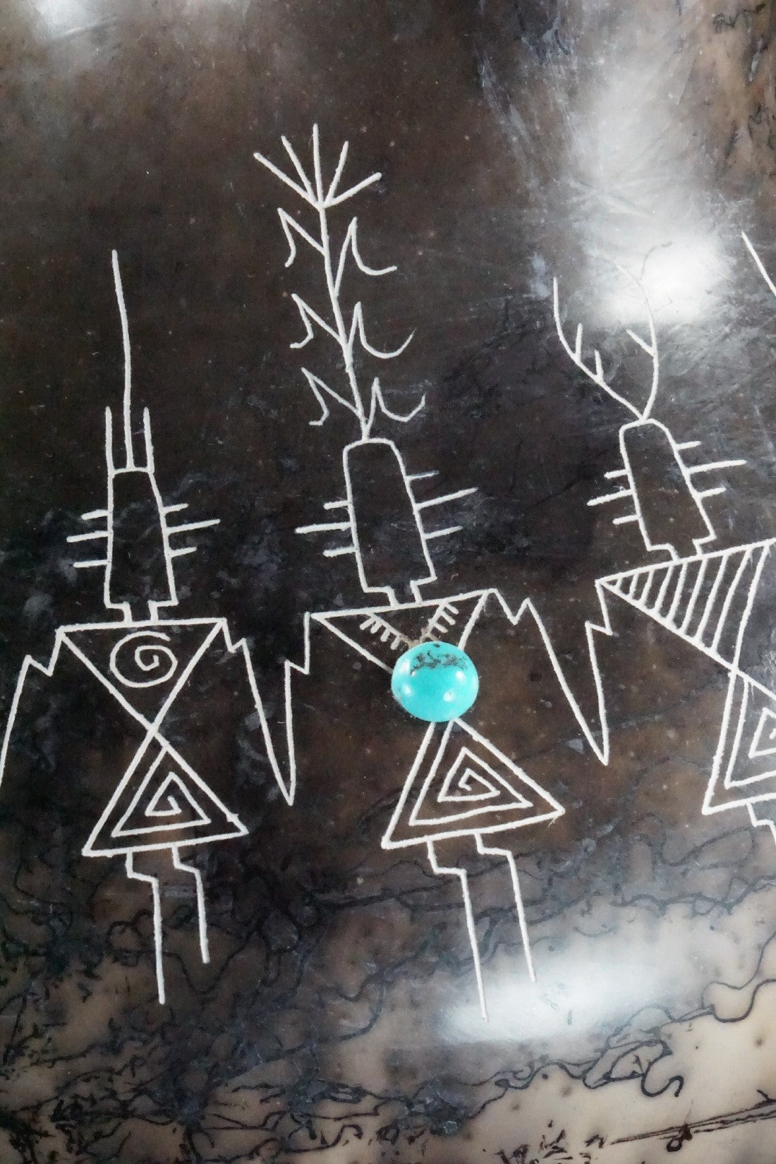Acoma Pottery - Irvin Louis