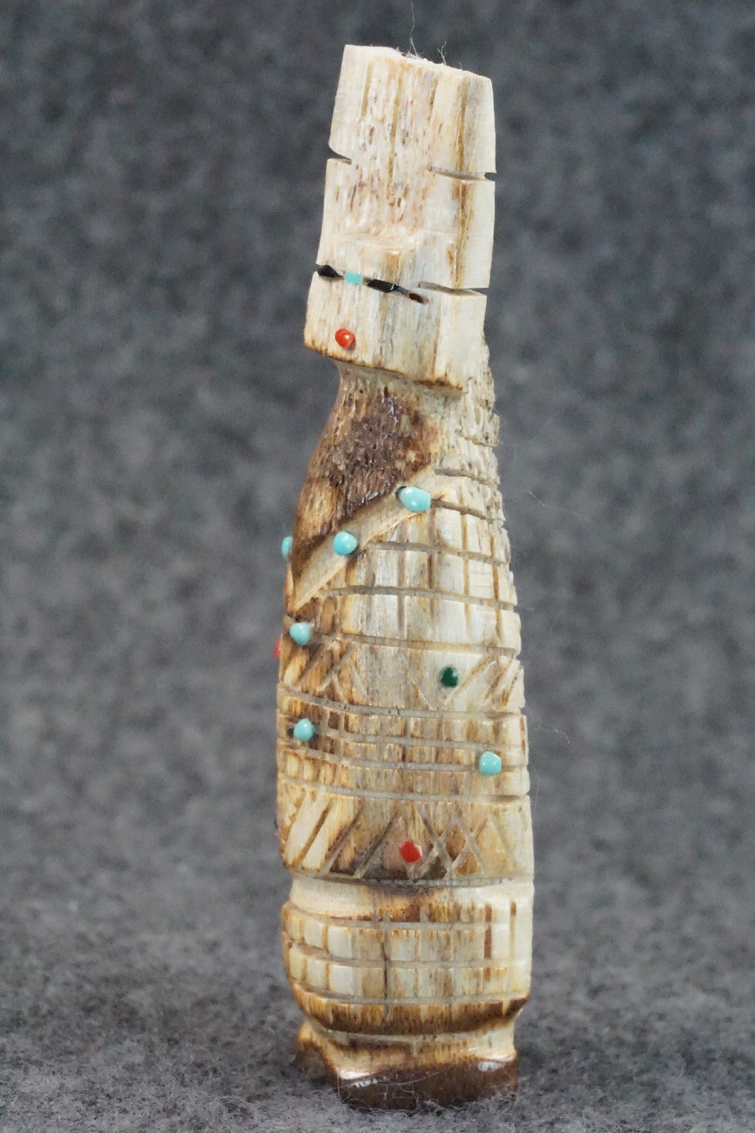 Corn Maiden Zuni Fetish Carving - Carl Etsate
