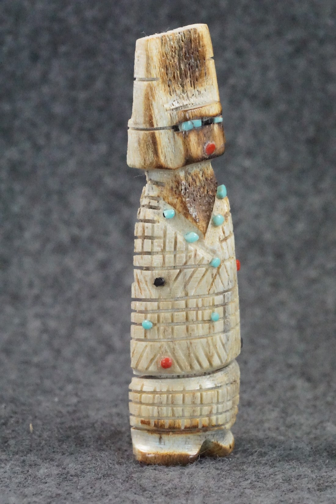 Corn Maiden Zuni Fetish Carving - Carl Etsate