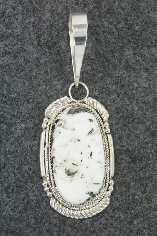 White Buffalo & Sterling Silver Pendant - Kenny Calavaza