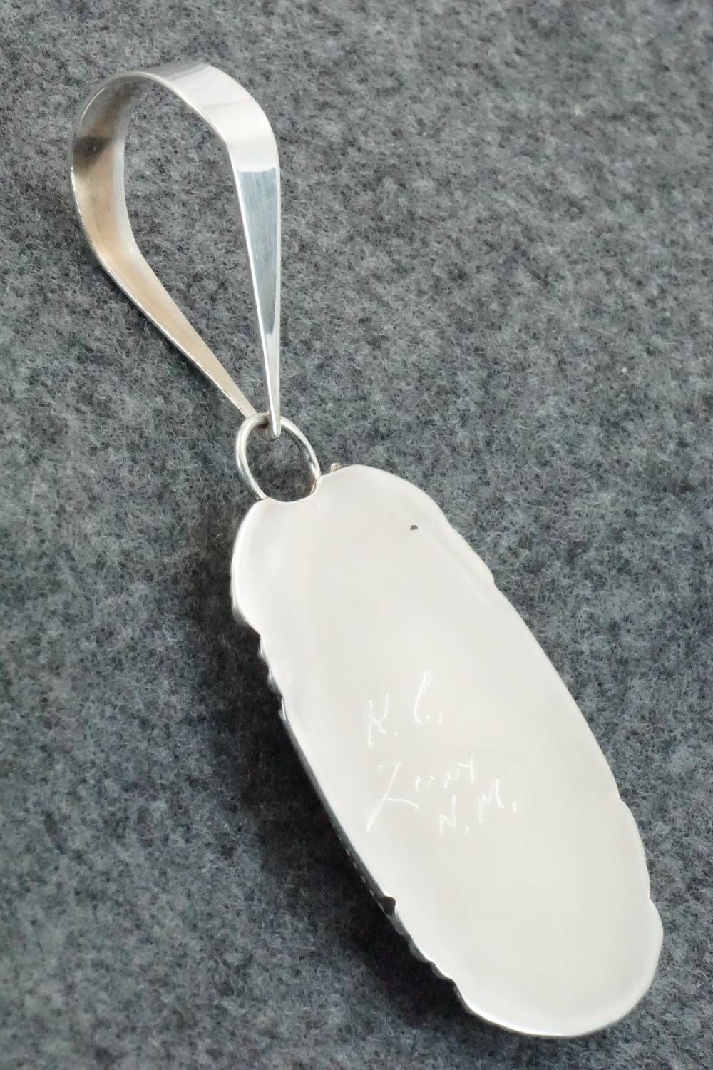 White Buffalo & Sterling Silver Pendant - Kenny Calavaza