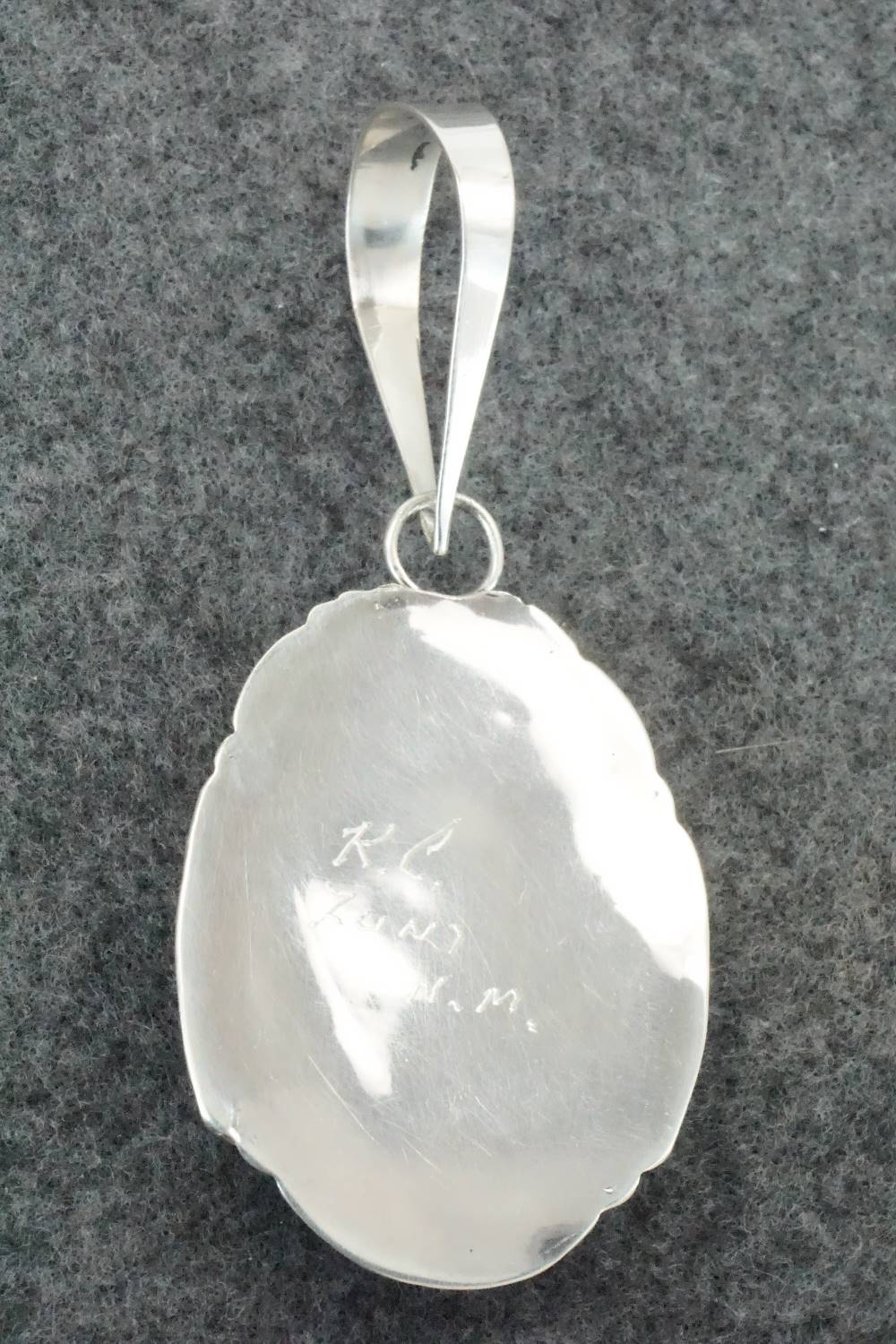 White Buffalo & Sterling Silver Pendant - Kenny Calavaza