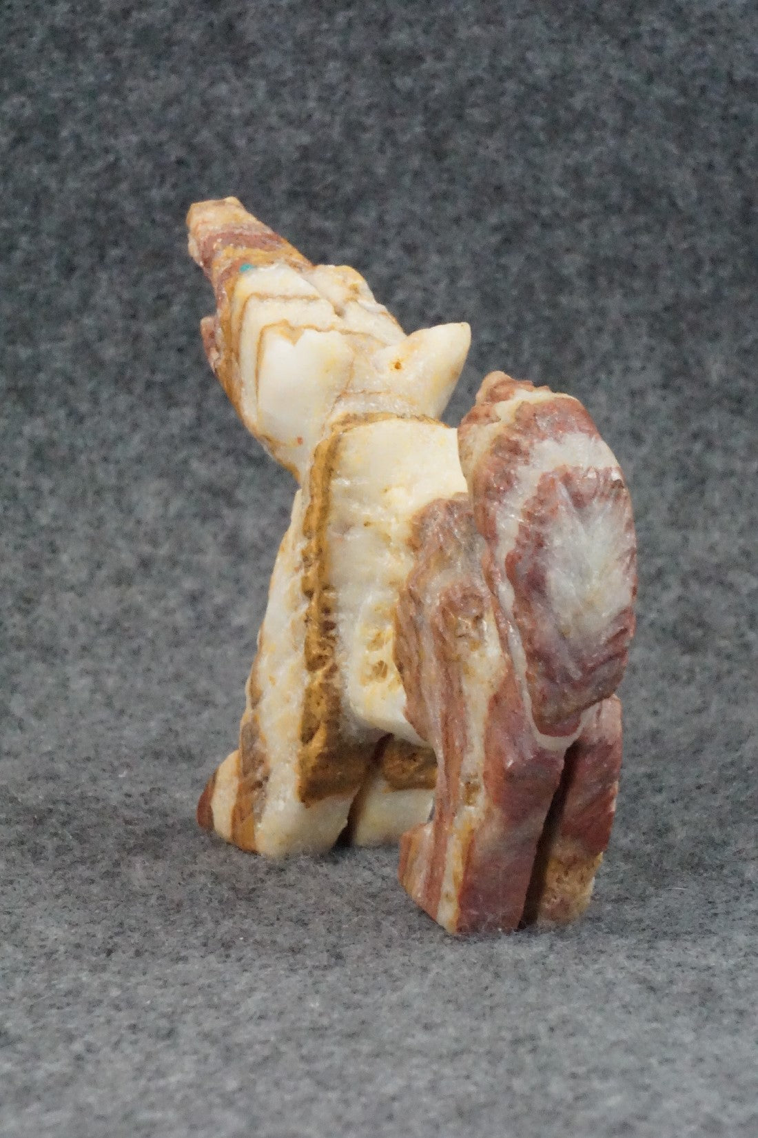 Wolf Zuni Fetish Carving - Jon Quam