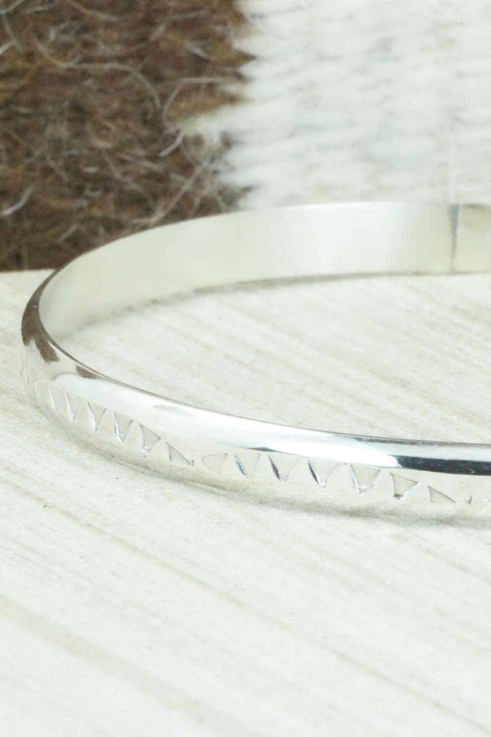 Sterling Silver Bangle - Elaine Tahe