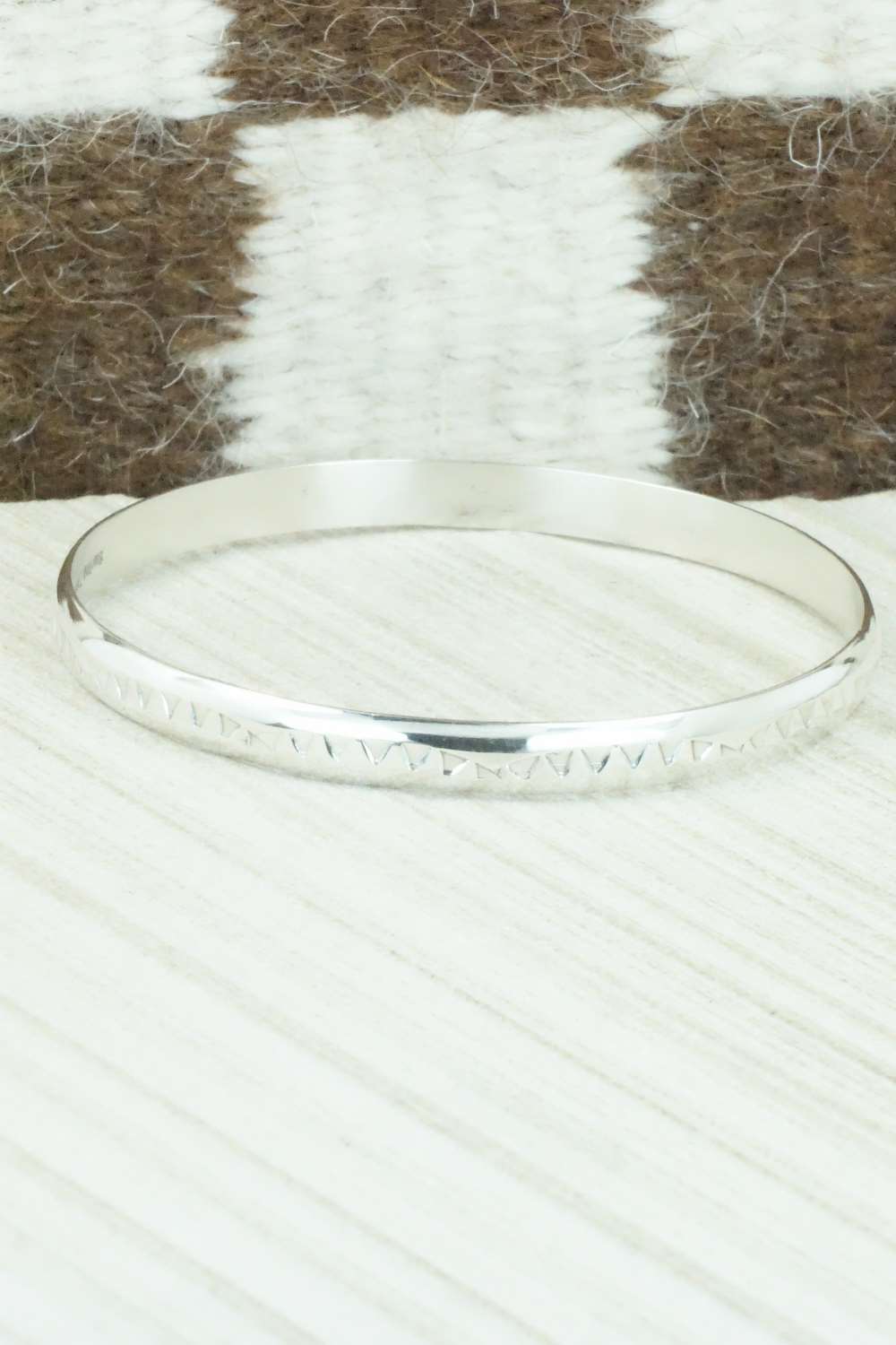 Sterling Silver Bangle - Elaine Tahe