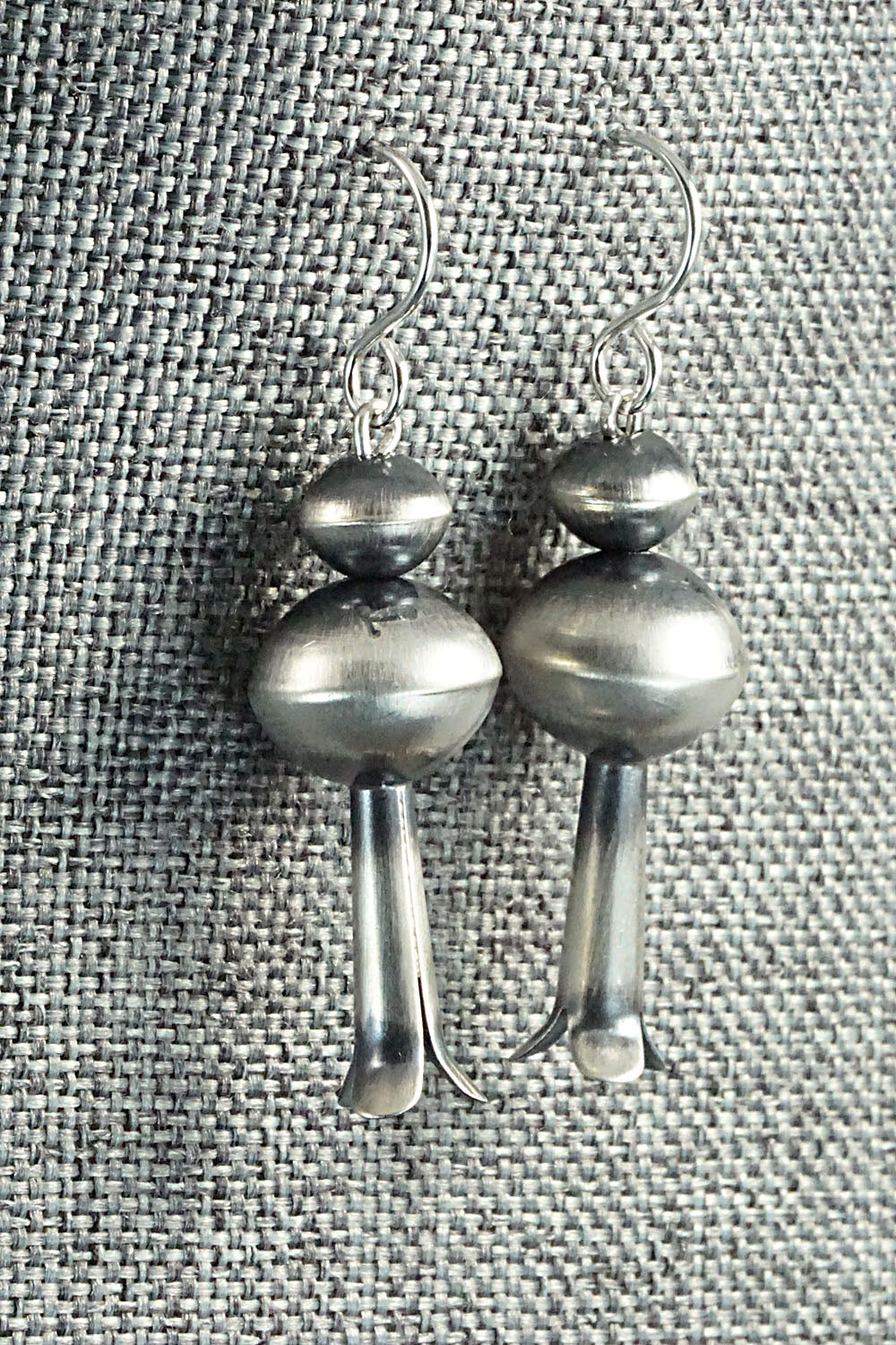 Sterling Silver Navajo Pearl Earrings - Tonisha Haley