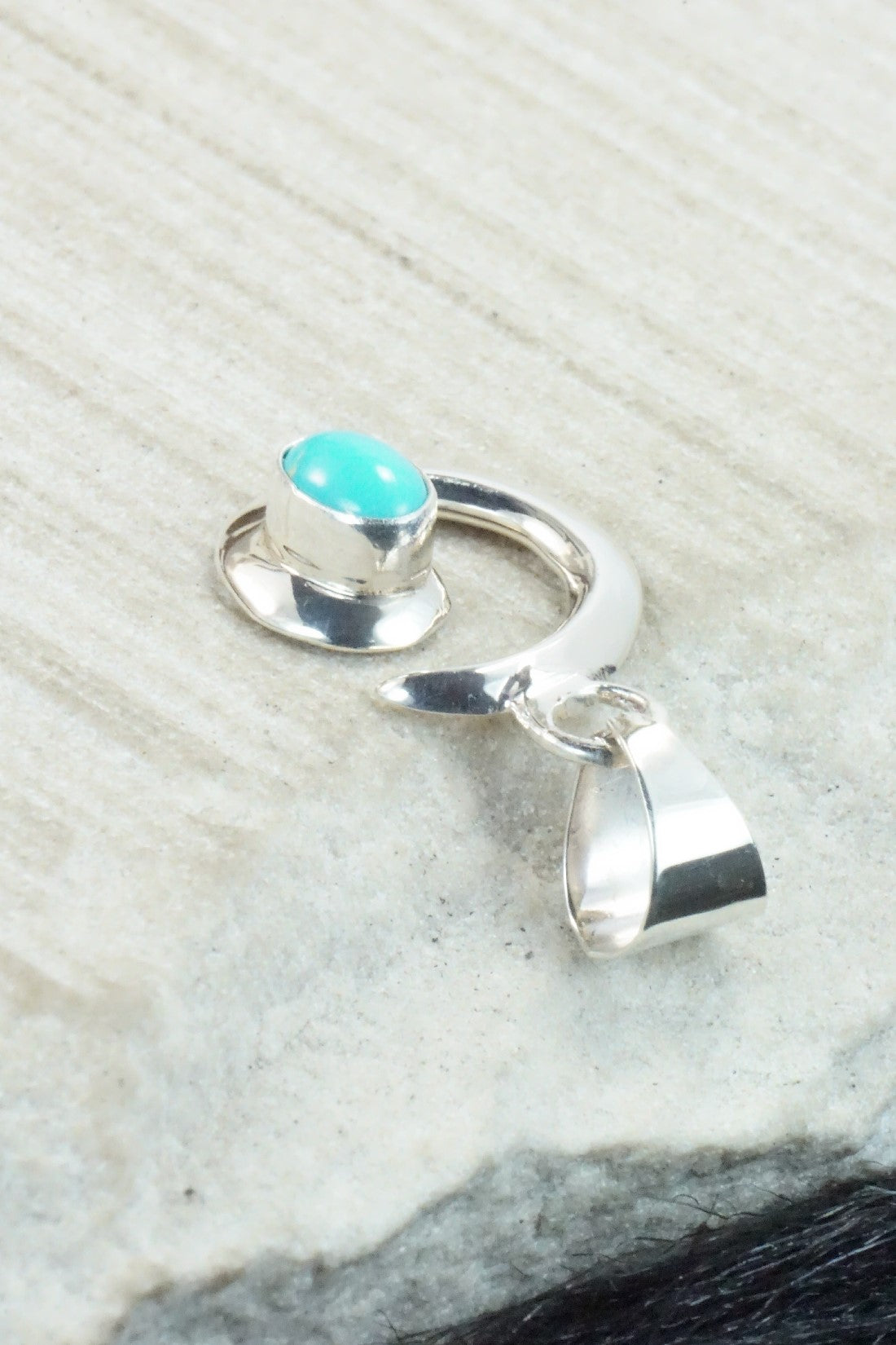 Turquoise & Sterling Silver Pendant - Mildred Parkhurst