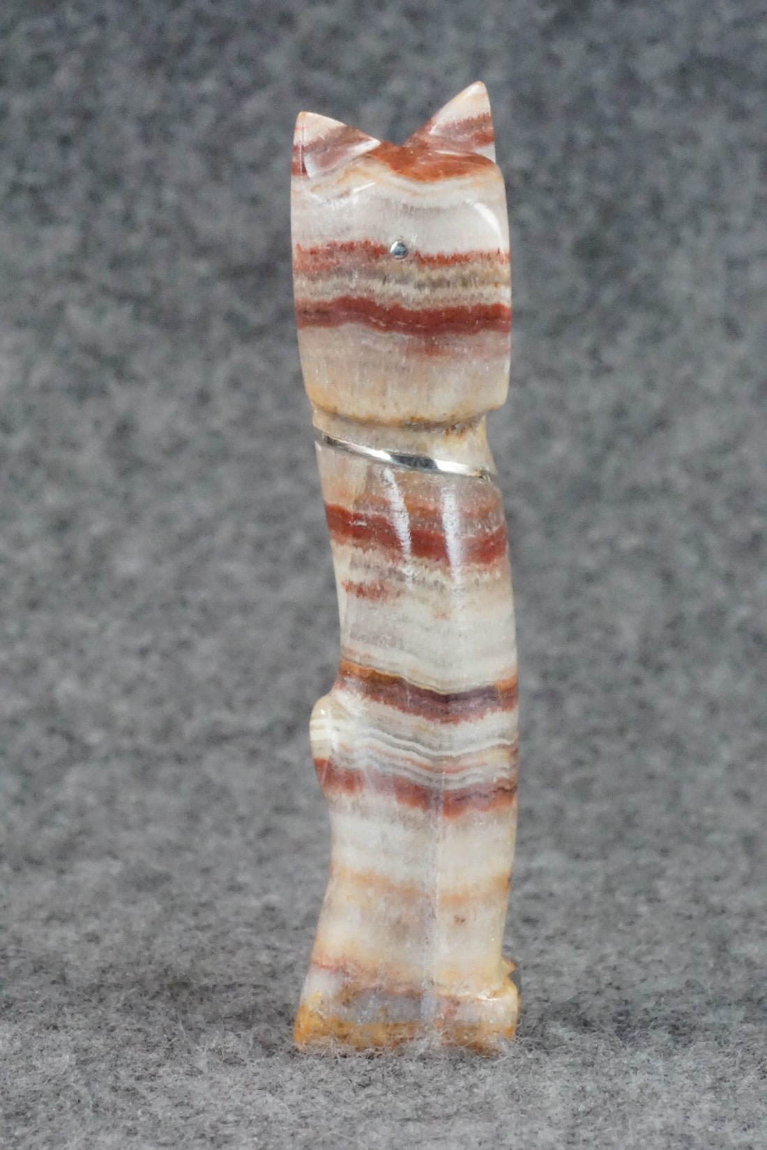 Cat Zuni Fetish Carving - Kenny Chavez