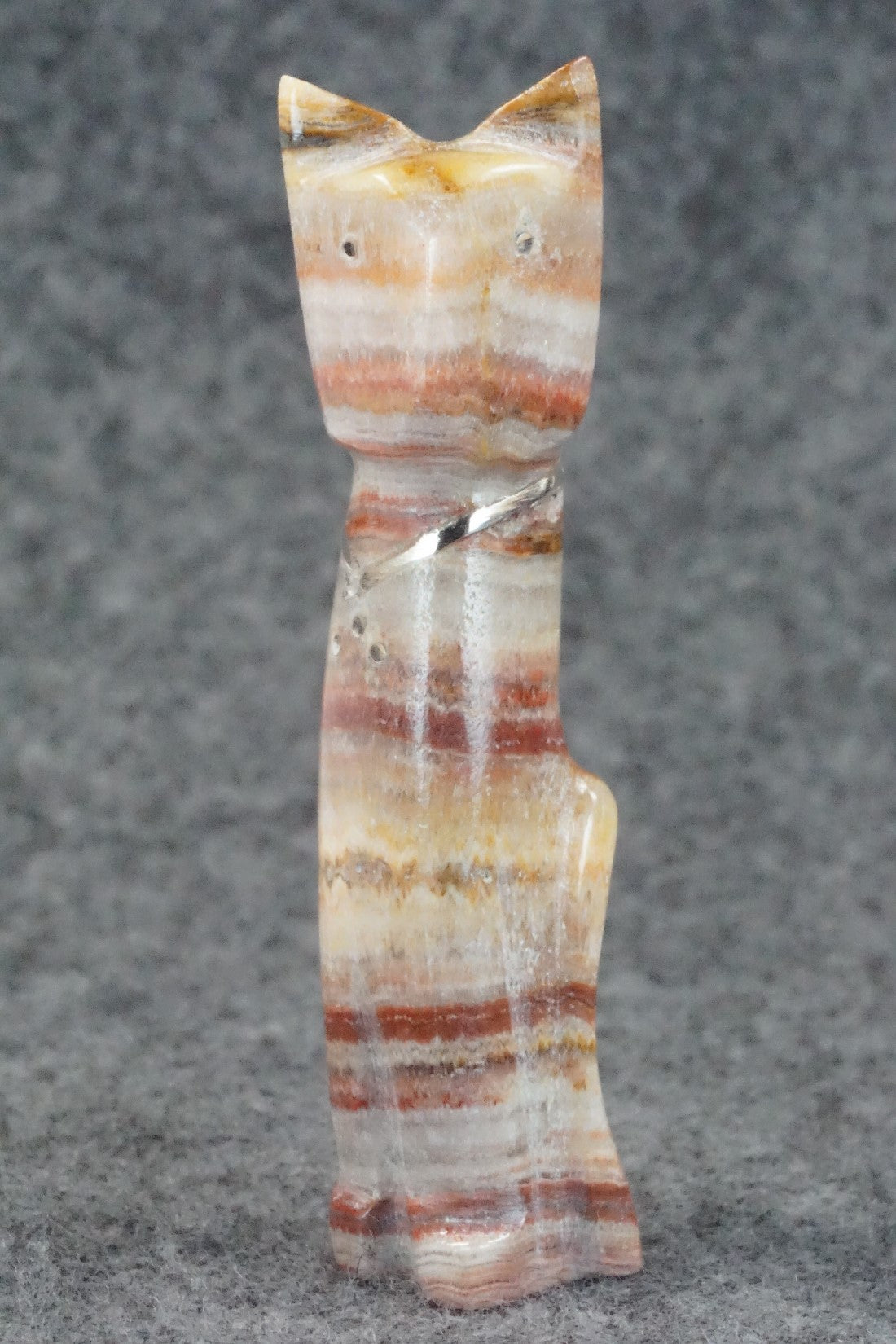 Cat Zuni Fetish Carving - Kenny Chavez