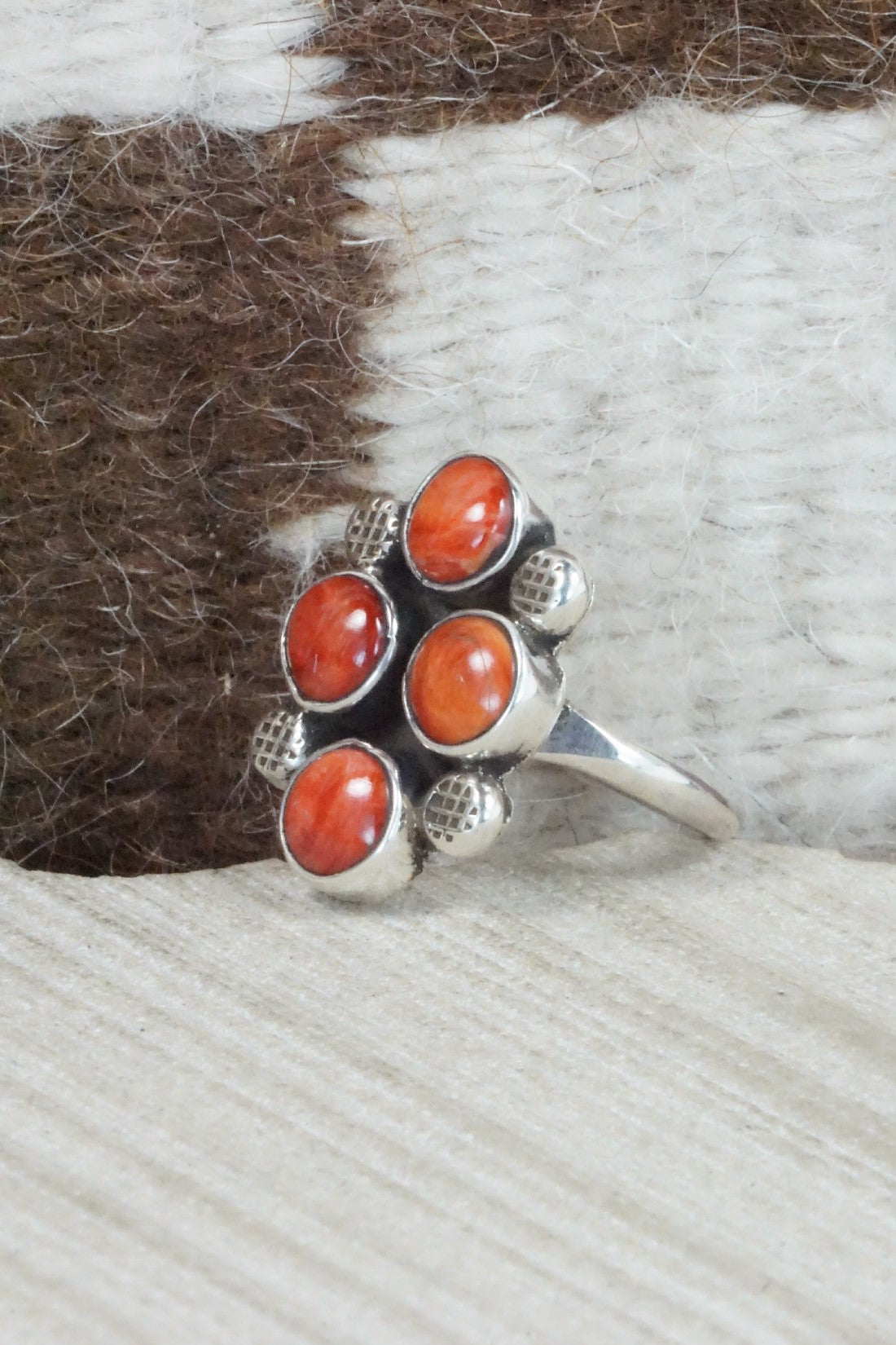 Spiny Oyster & Sterling Silver Ring - Priscilla Reeder - Size 8