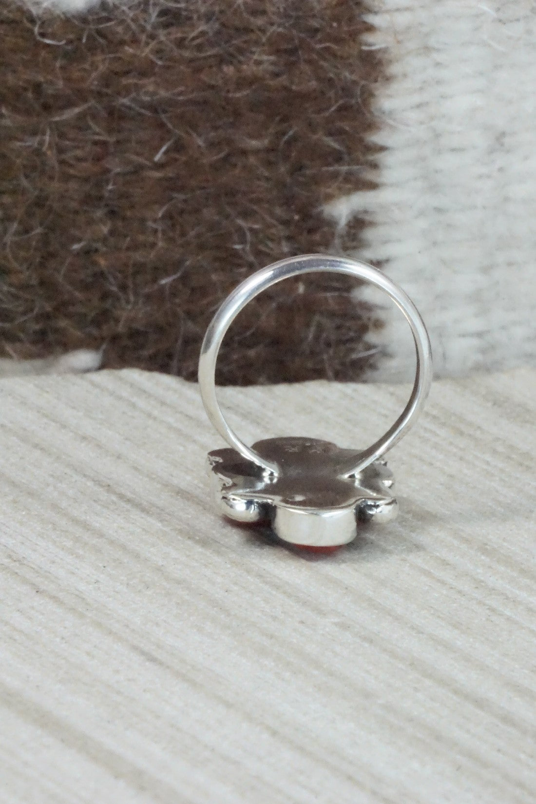Spiny Oyster & Sterling Silver Ring - Priscilla Reeder - Size 8