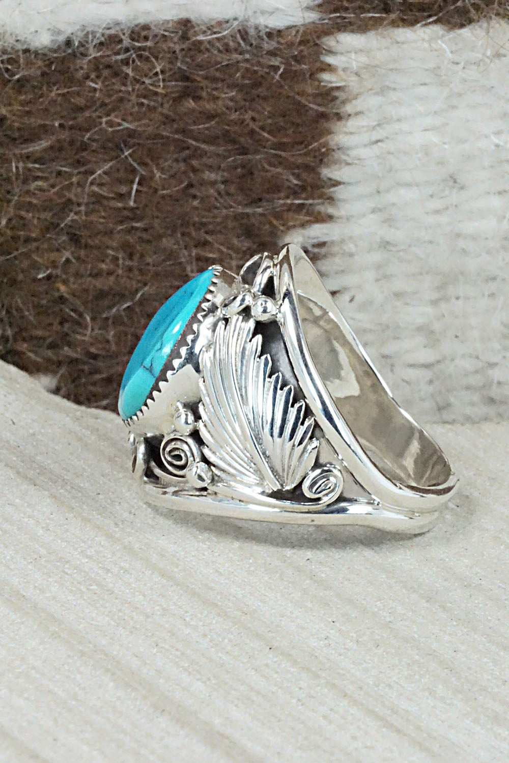 Turquoise & Sterling Silver Ring - Jeannette Saunders - Size 13.25