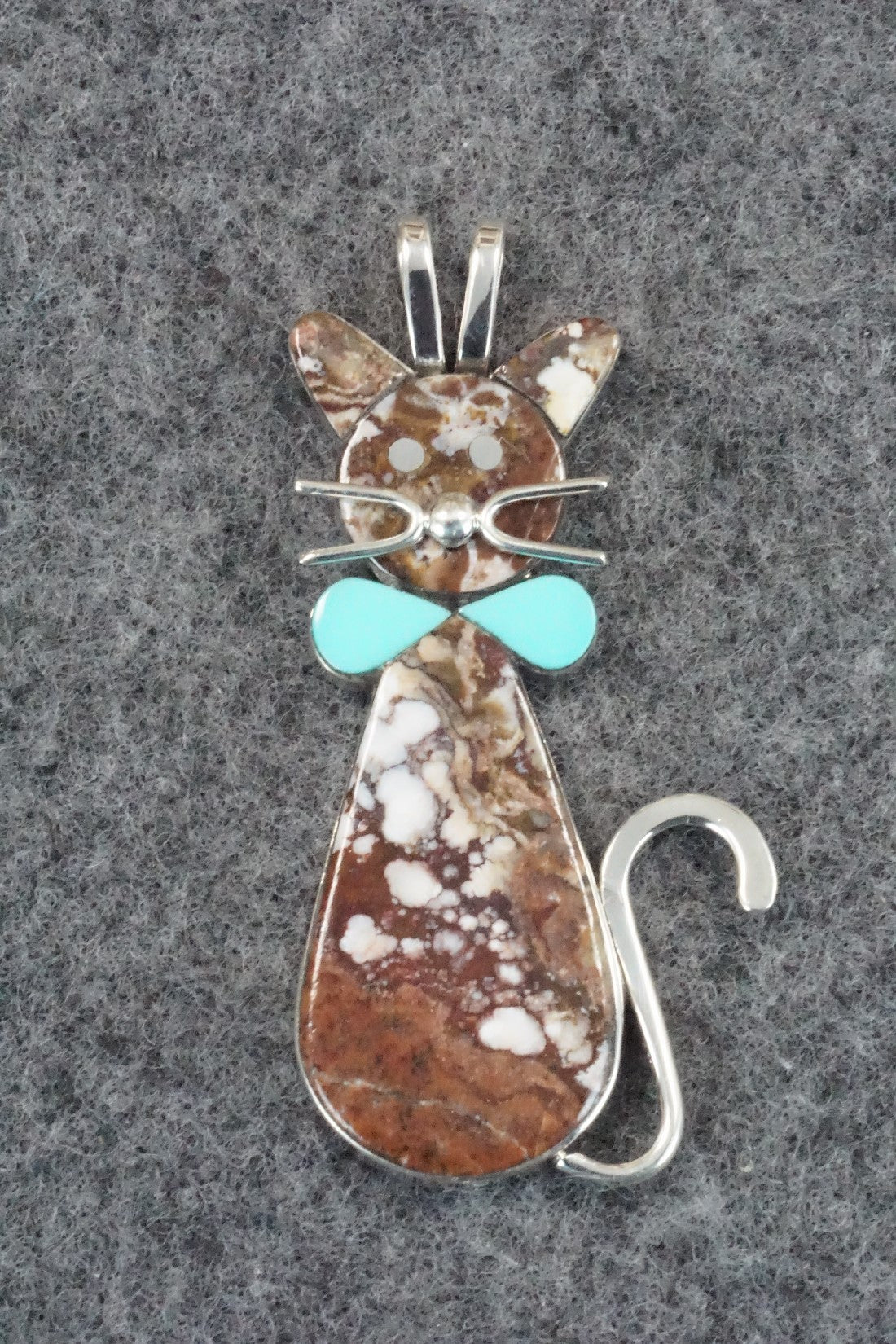 Wild Horse, Turquoise & Sterling Silver Pendant - Leavus Ahiyite