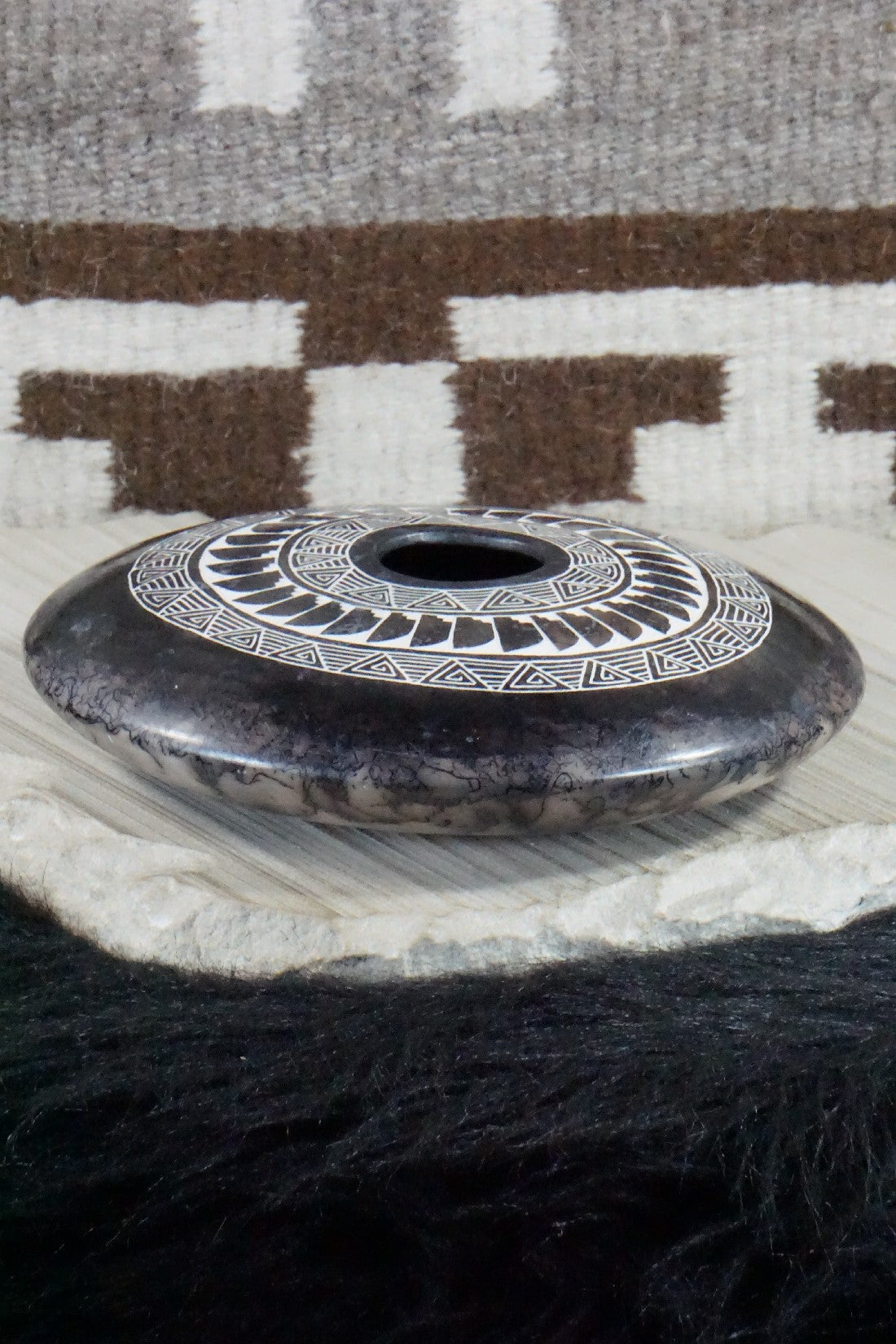 Acoma Pottery - Irvin Louis