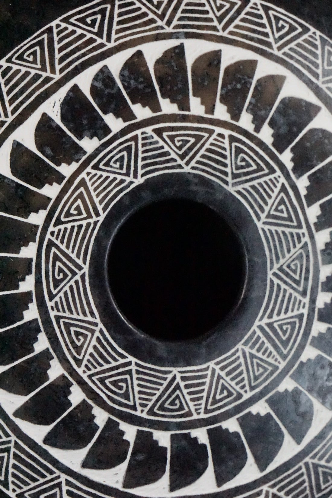 Acoma Pottery - Irvin Louis