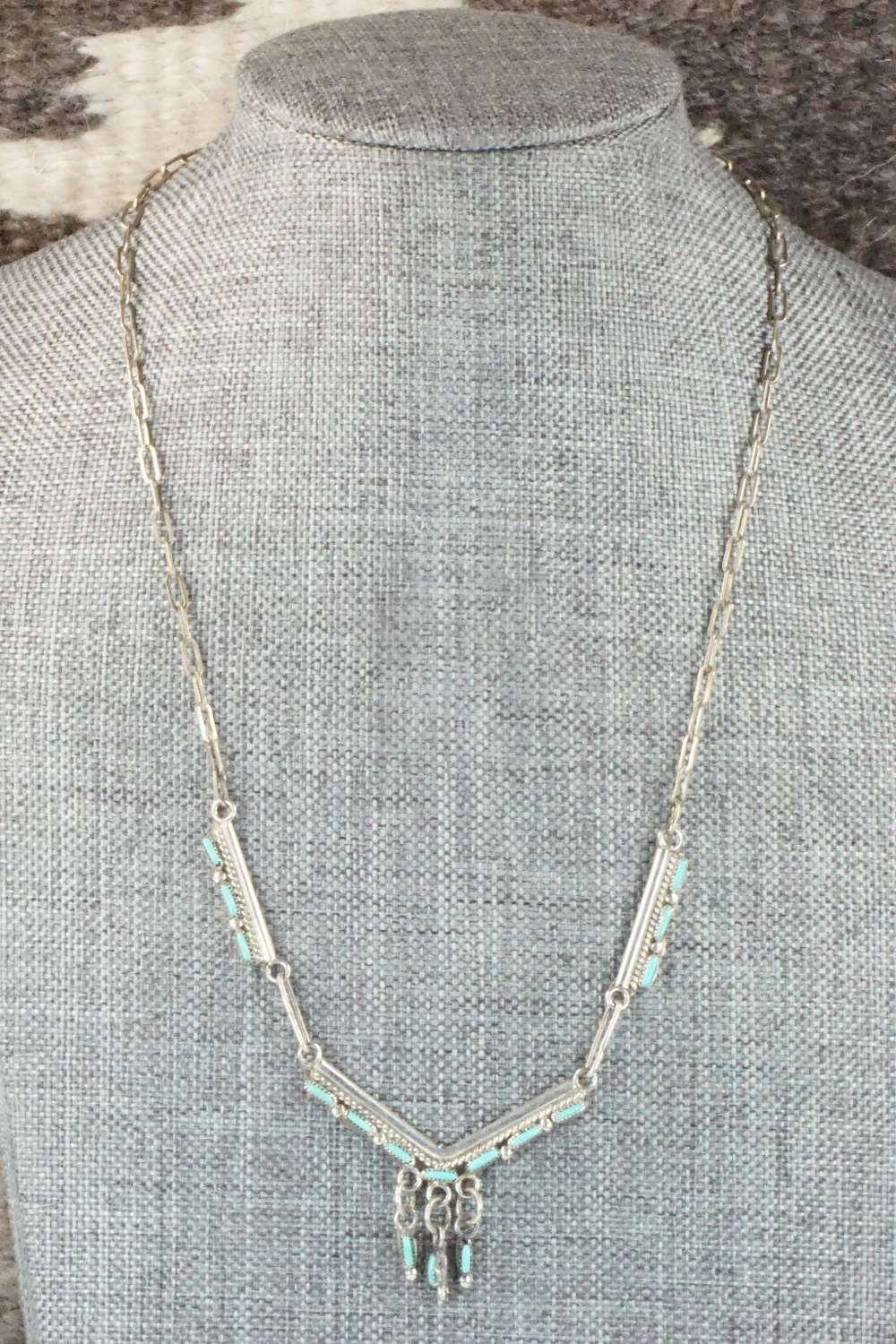 Turquoise & Sterling Silver Necklace - Zuni