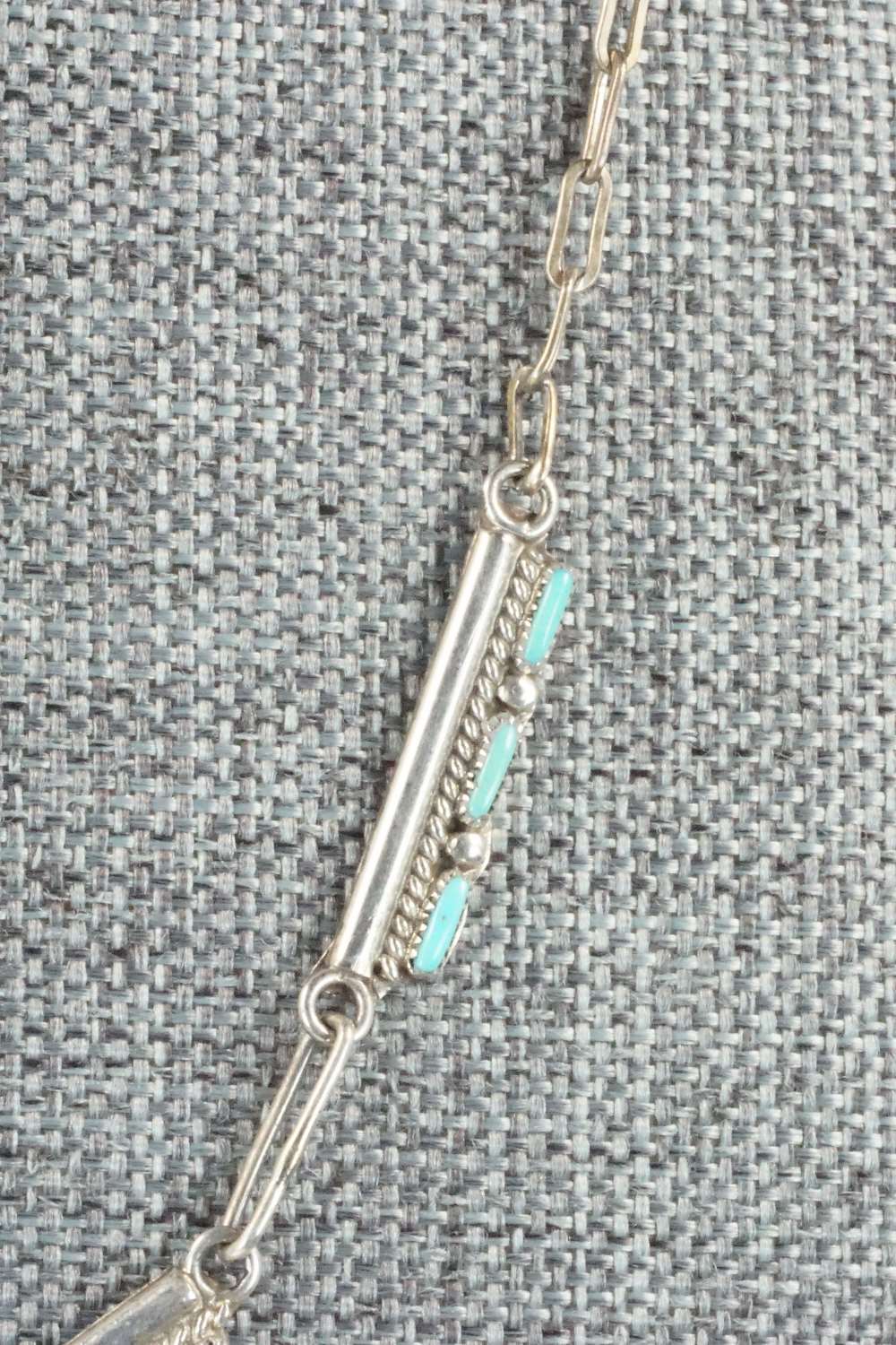 Turquoise & Sterling Silver Necklace - Zuni