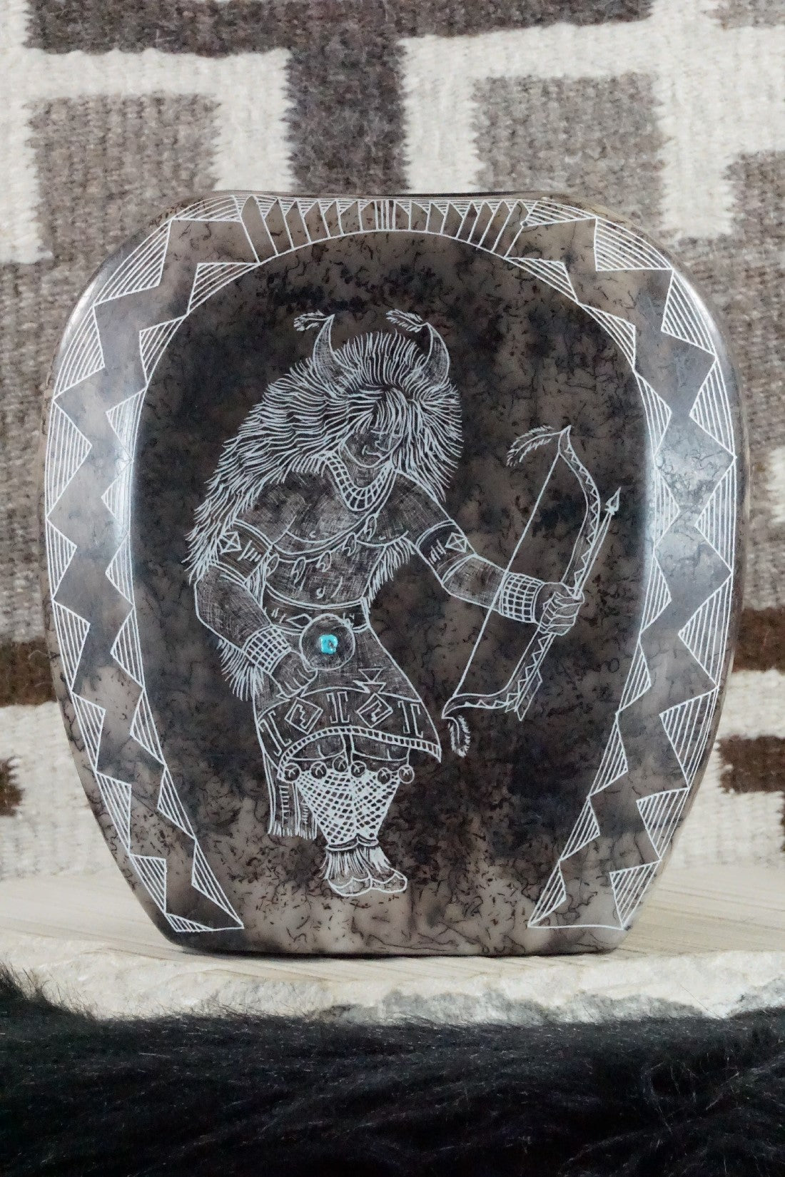 Acoma Pottery - Irvin Louis
