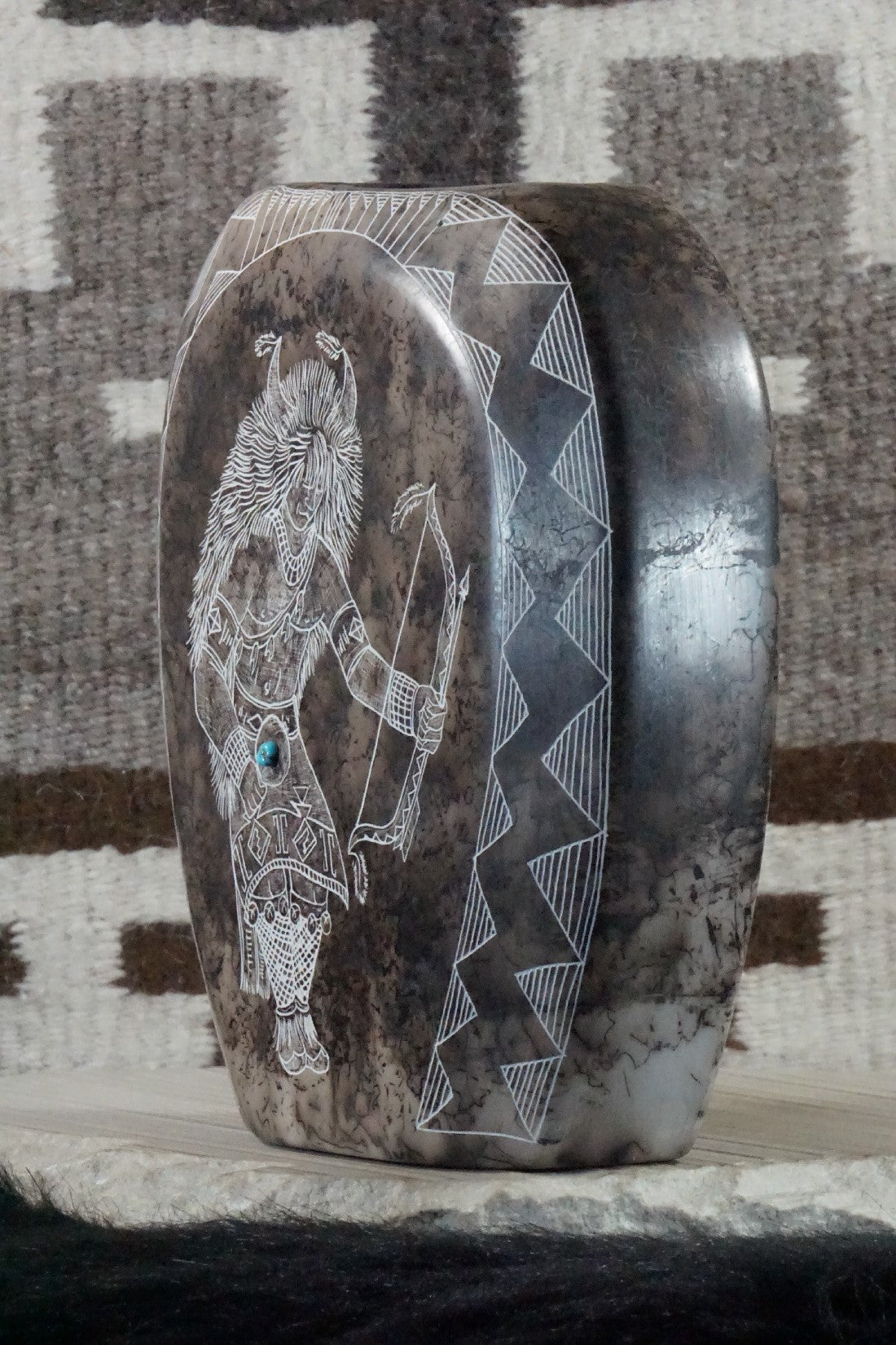 Acoma Pottery - Irvin Louis
