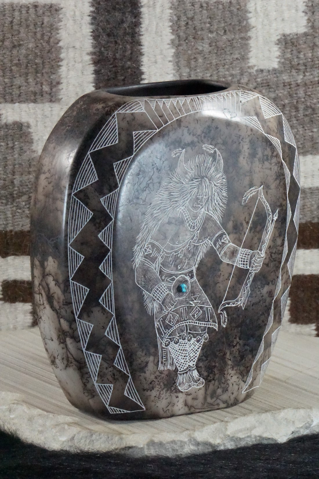 Acoma Pottery - Irvin Louis