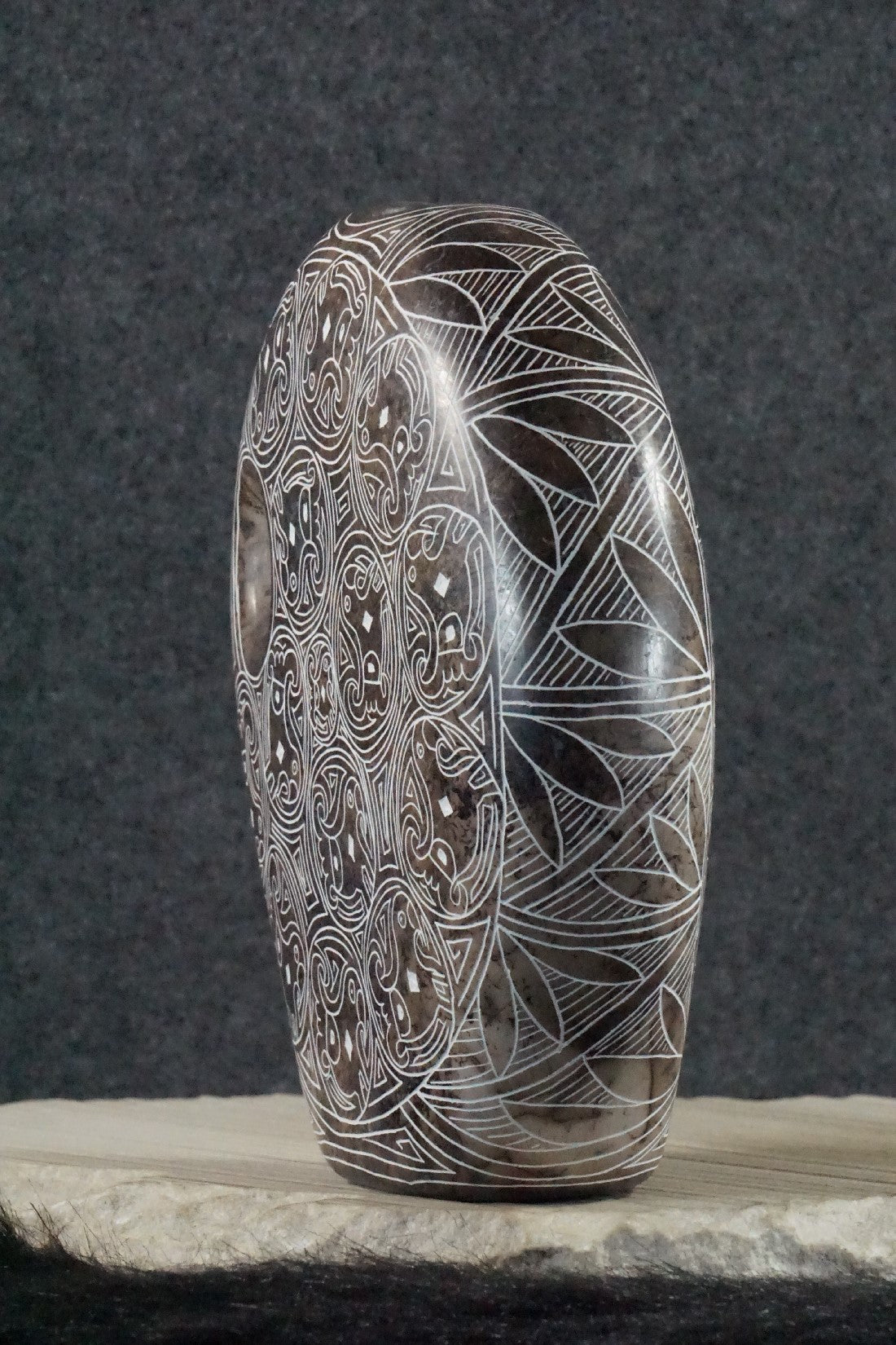 Acoma Pottery - Irvin Louis