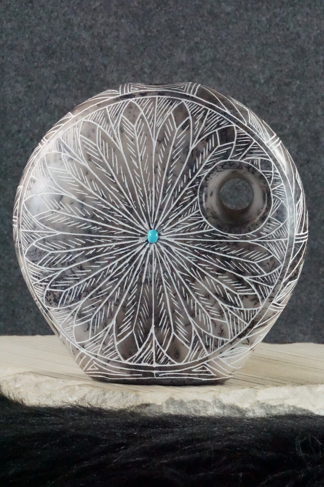 Acoma Pottery - Irvin Louis