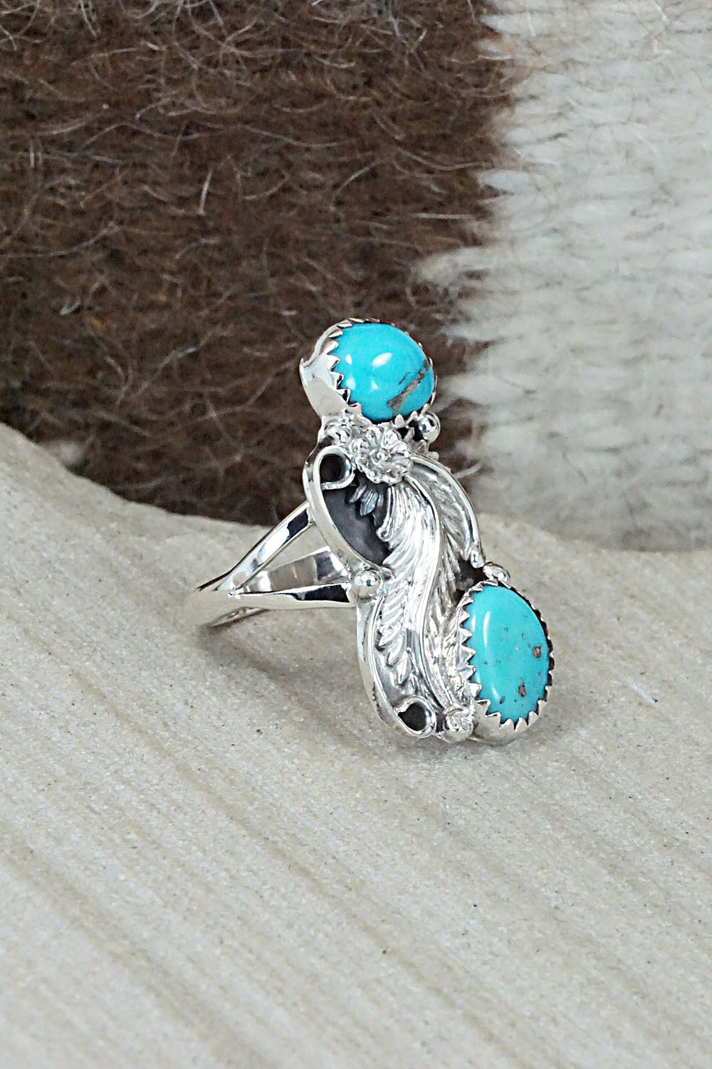 Turquoise & Sterling Silver Ring - William Begay - Size 5.5