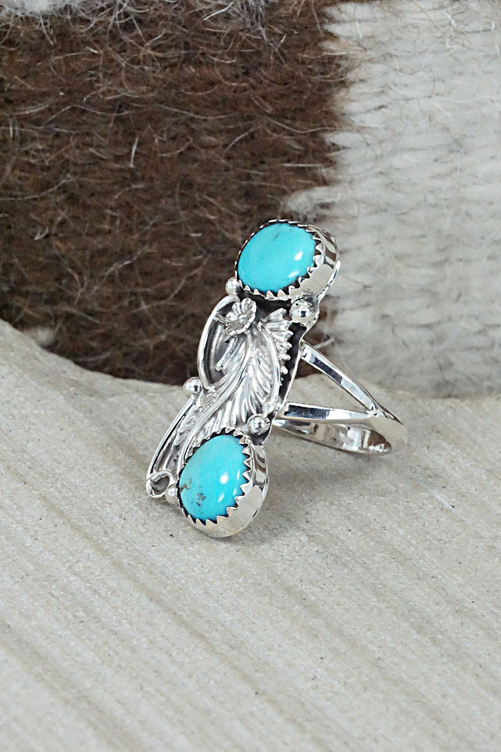 Turquoise & Sterling Silver Ring - William Begay - Size 6