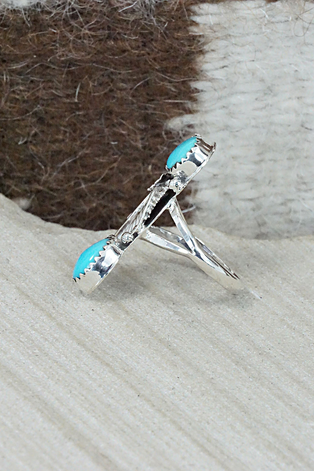 Turquoise & Sterling Silver Ring - William Begay - Size 6
