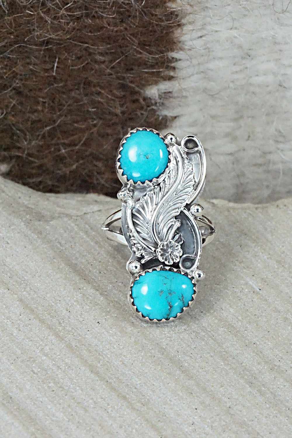 Turquoise & Sterling Silver Ring - William Begay - Size 4.5