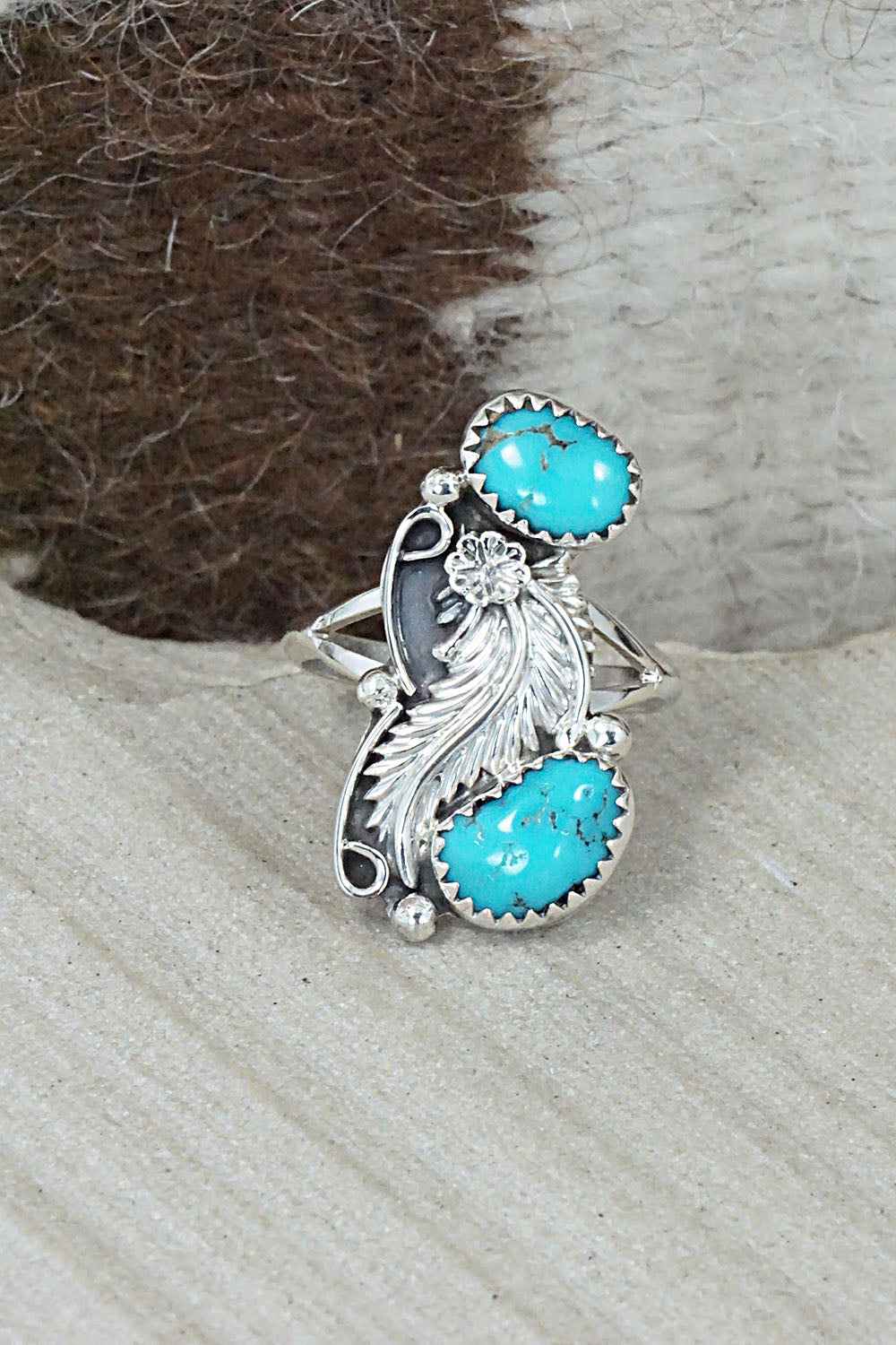 Turquoise & Sterling Silver Ring - William Begay - Size 8.25