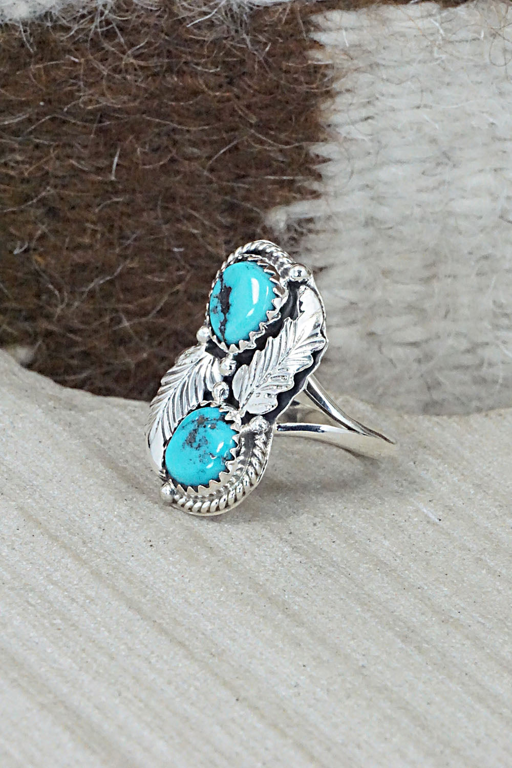 Turquoise & Sterling Silver Ring - William Begay - Size 6.75