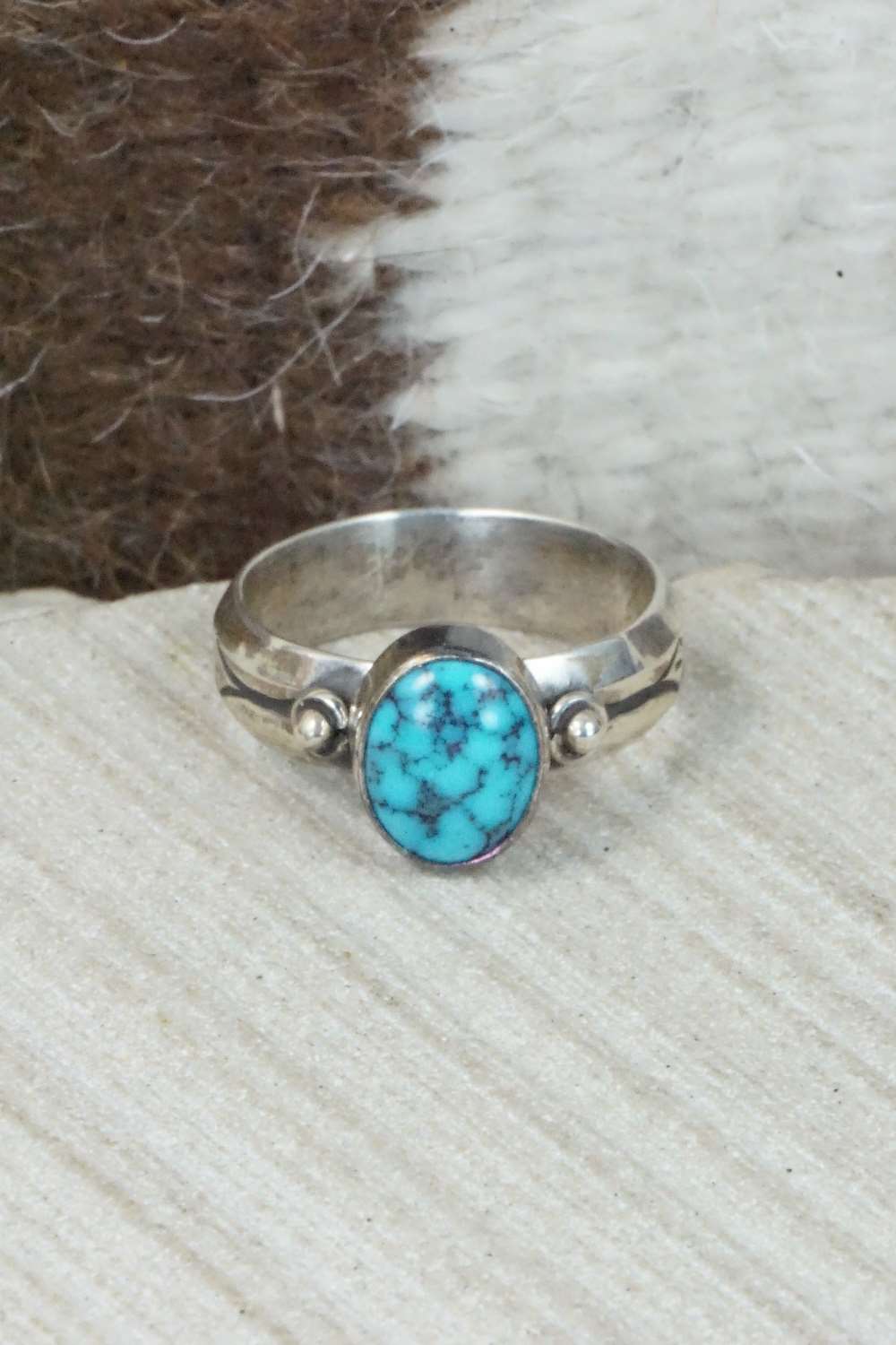 Turquoise and Sterling Silver Ring - Navajo - Size 8