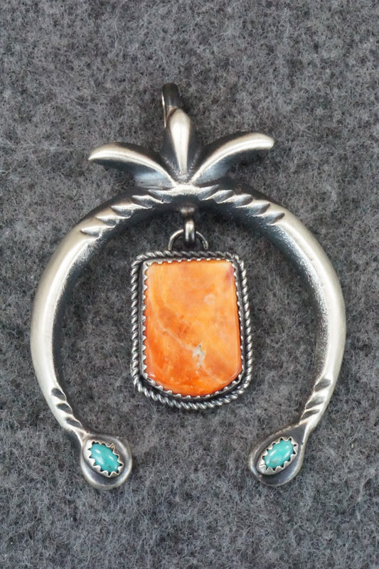 Spiny Oyster, Turquoise and Sterling Silver Pendant - Martha Cayatineto