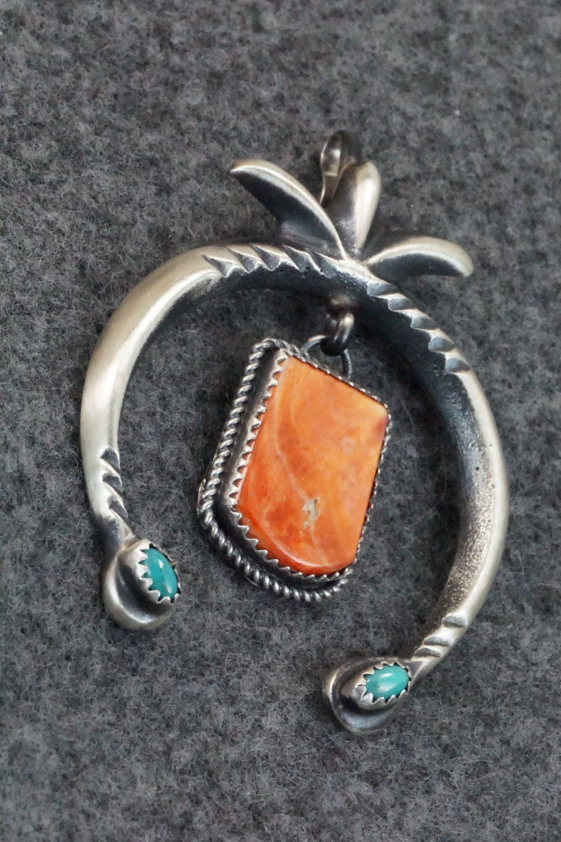 Spiny Oyster, Turquoise and Sterling Silver Pendant - Martha Cayatineto