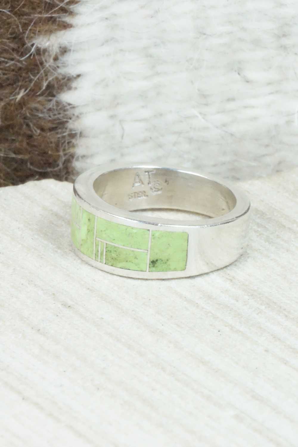 Gaspeite and Sterling Silver Ring - Abel Toledo - Size 8.75