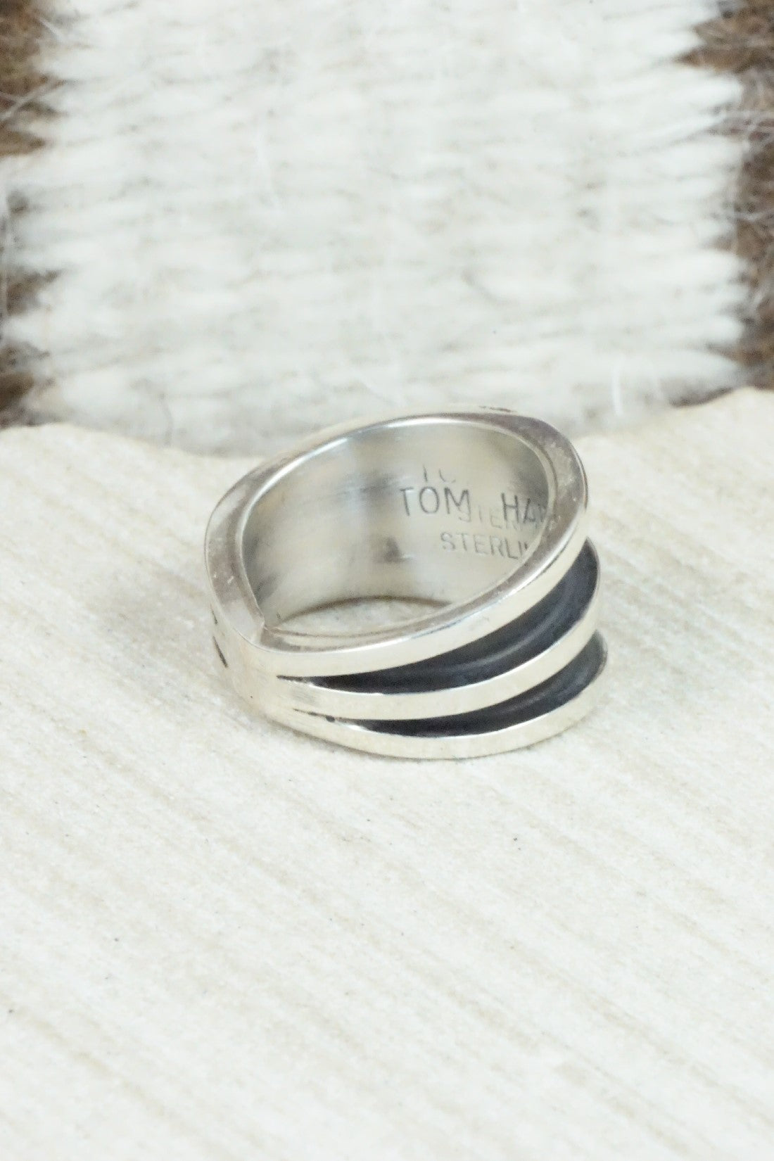 Sterling Silver Ring - Tom Hawk - Size 4.5