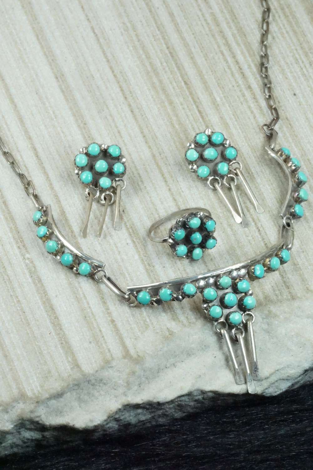 Turquoise & Sterling Silver Necklace and Earrings Set - Zuni