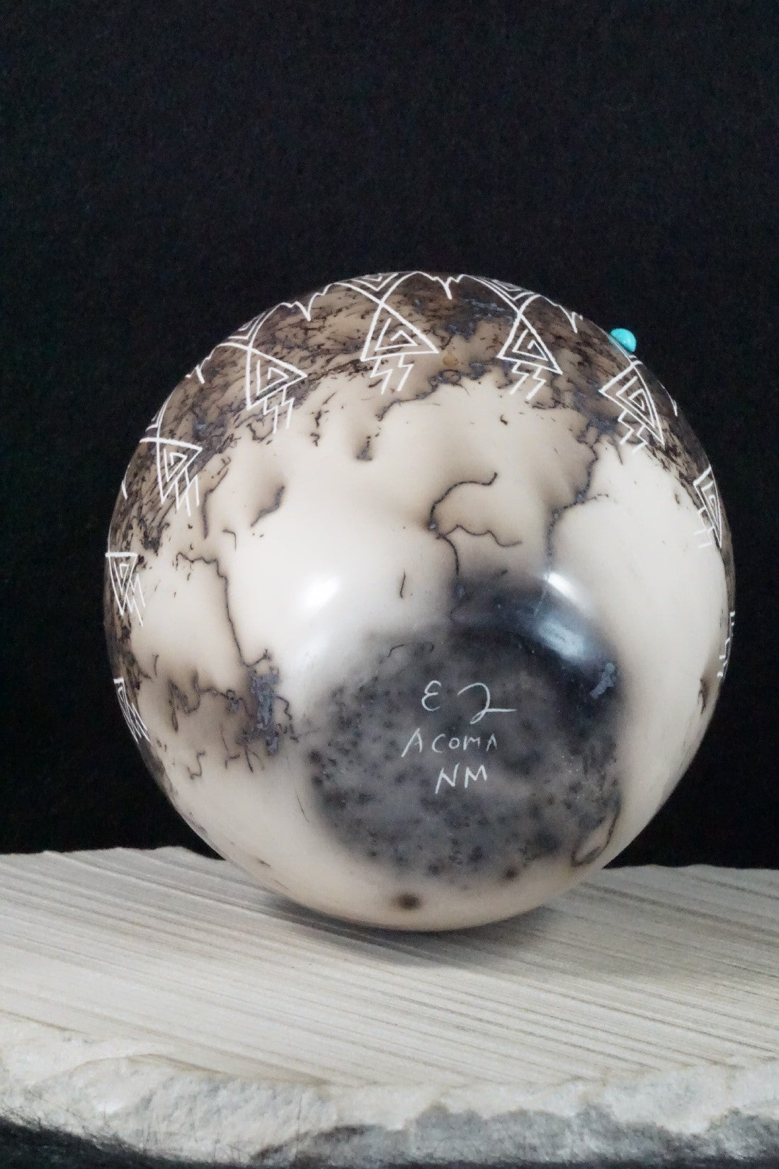 Acoma Pottery - Irvin Louis