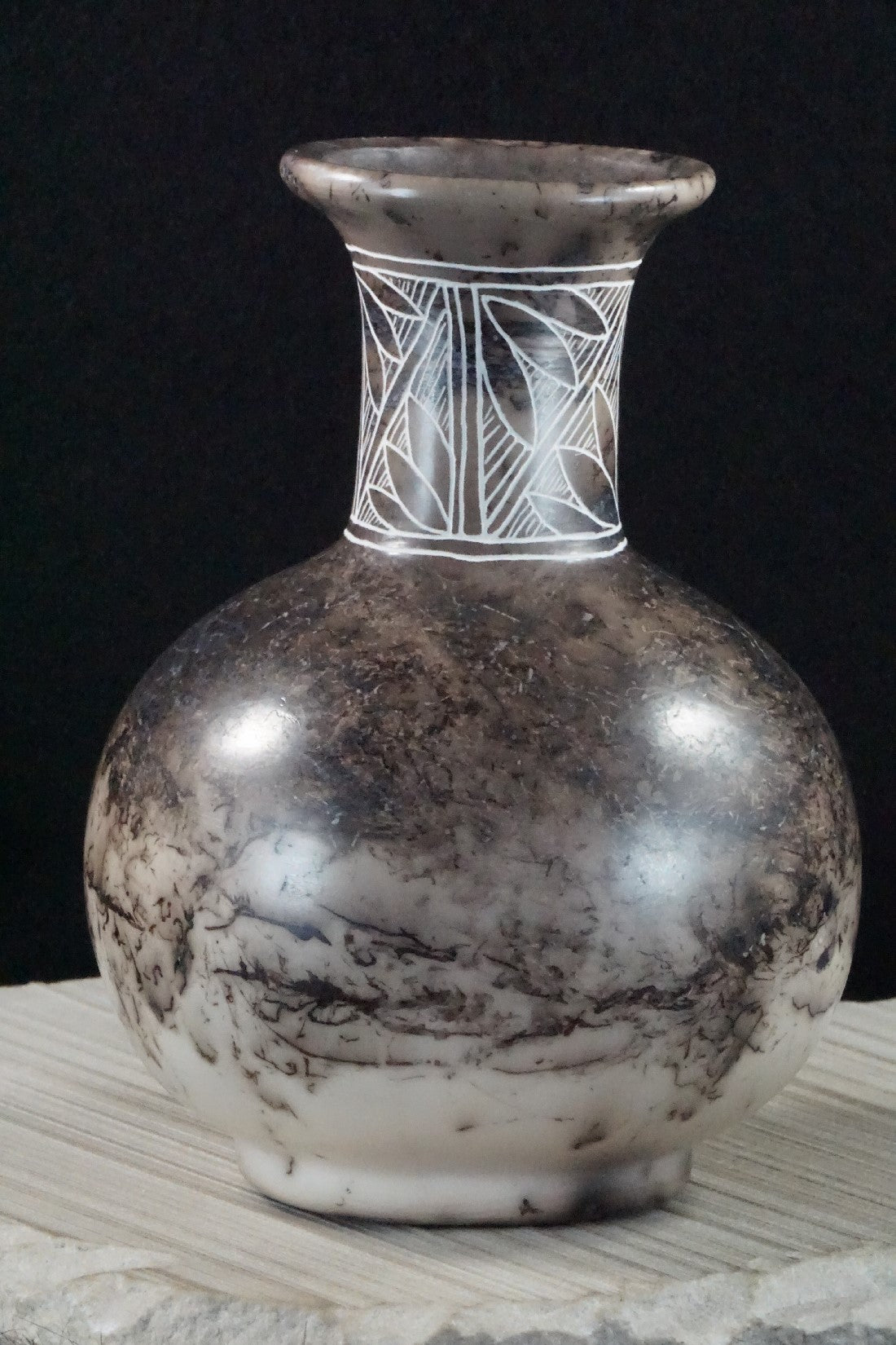 Acoma Pottery - Irvin Louis
