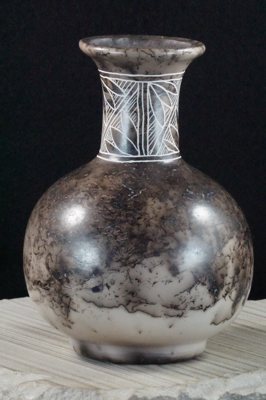 Acoma Pottery - Irvin Louis