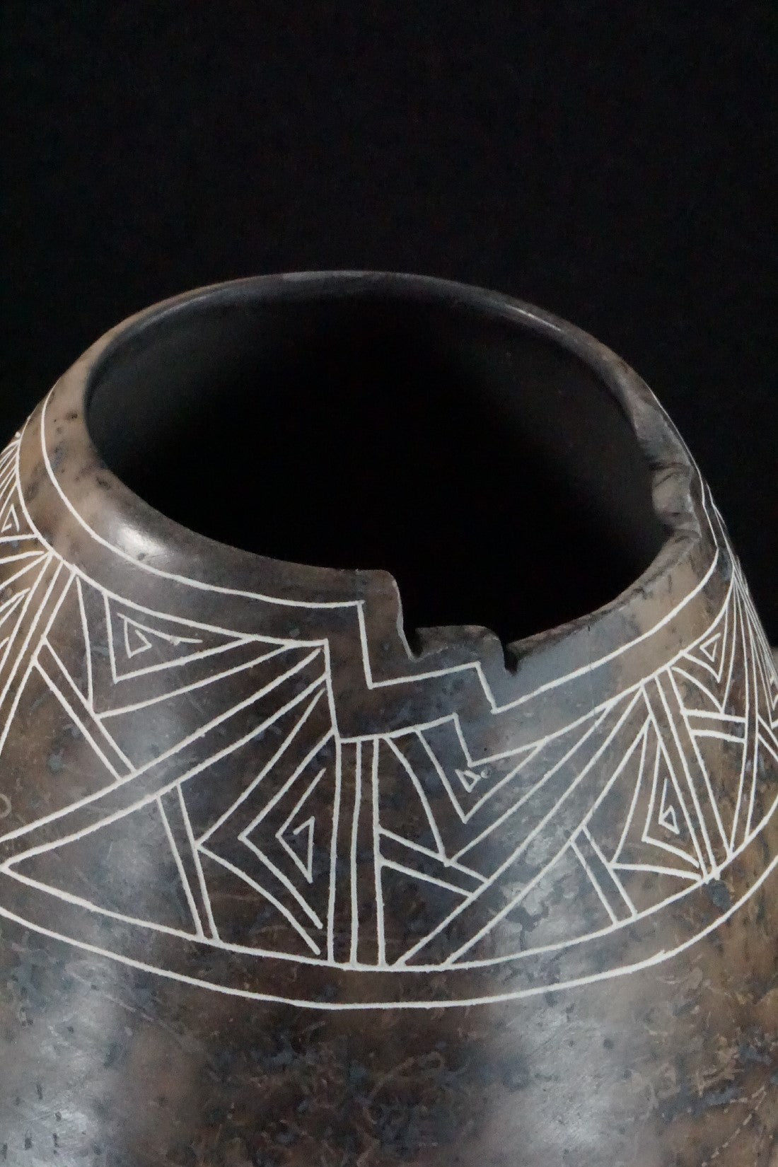 Acoma Pottery - Irvin Louis