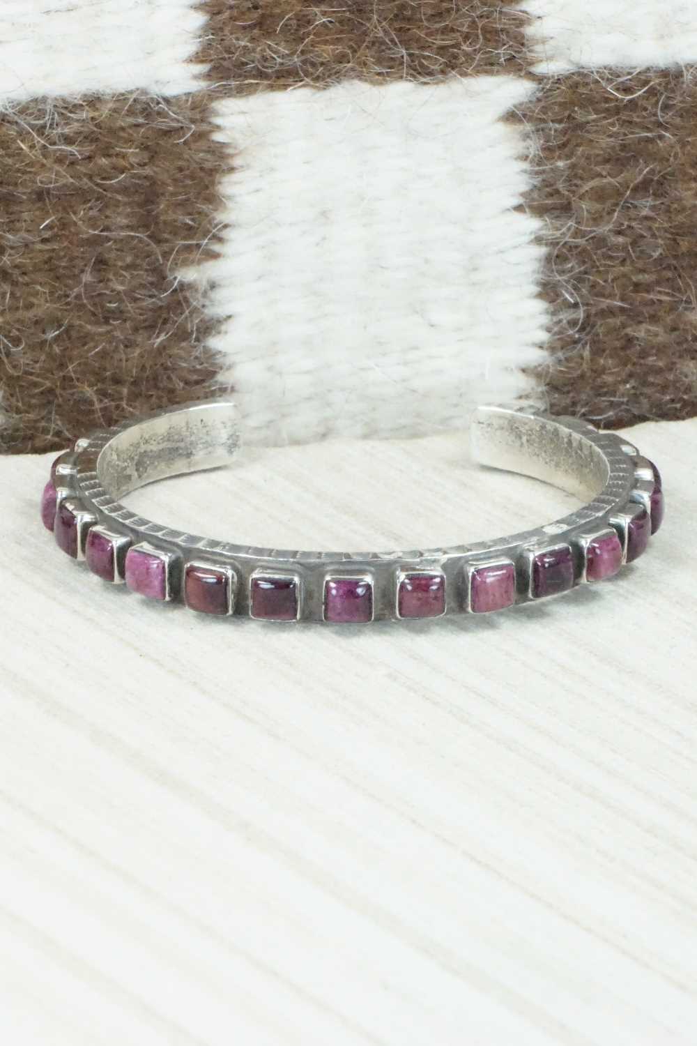 Spiny Oyster & Sterling Silver Bracelet - Ernest Rangel
