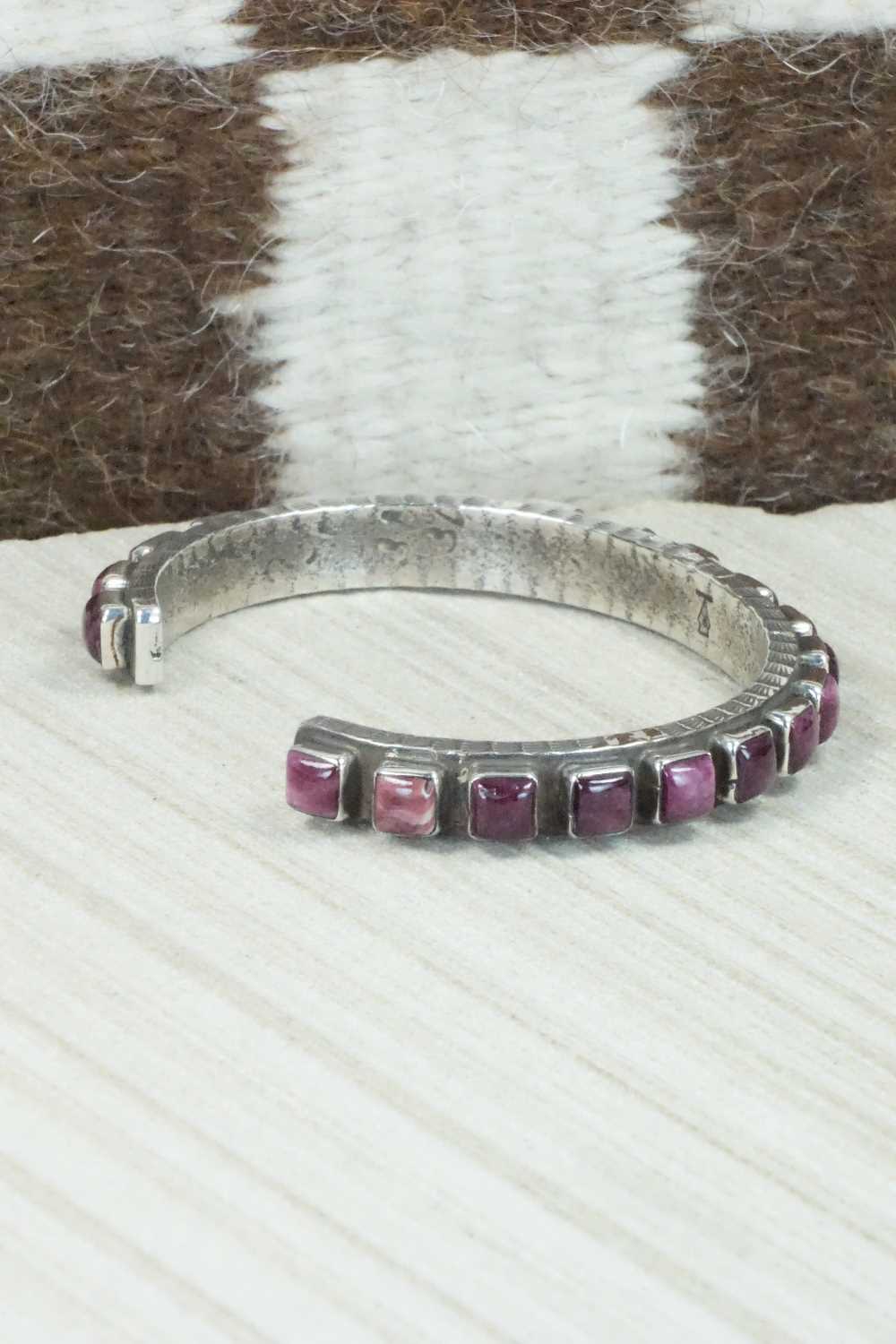 Spiny Oyster & Sterling Silver Bracelet - Ernest Rangel