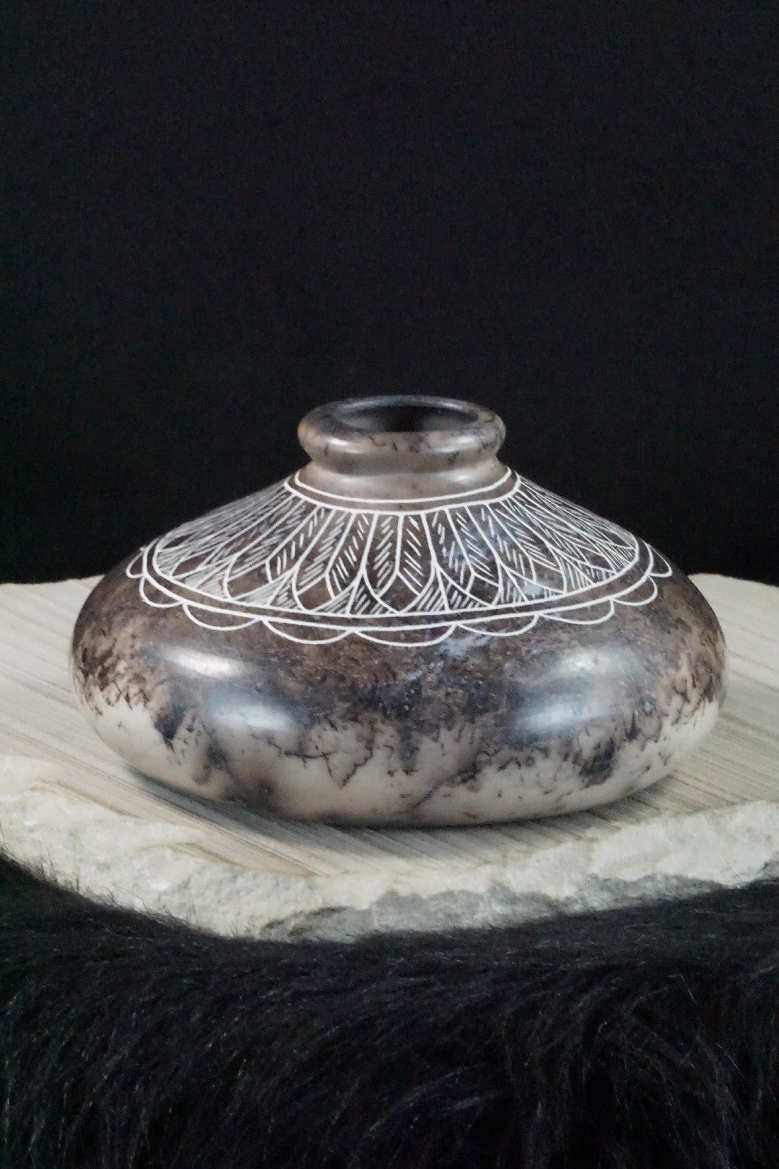 Acoma Pottery - Irvin Louis