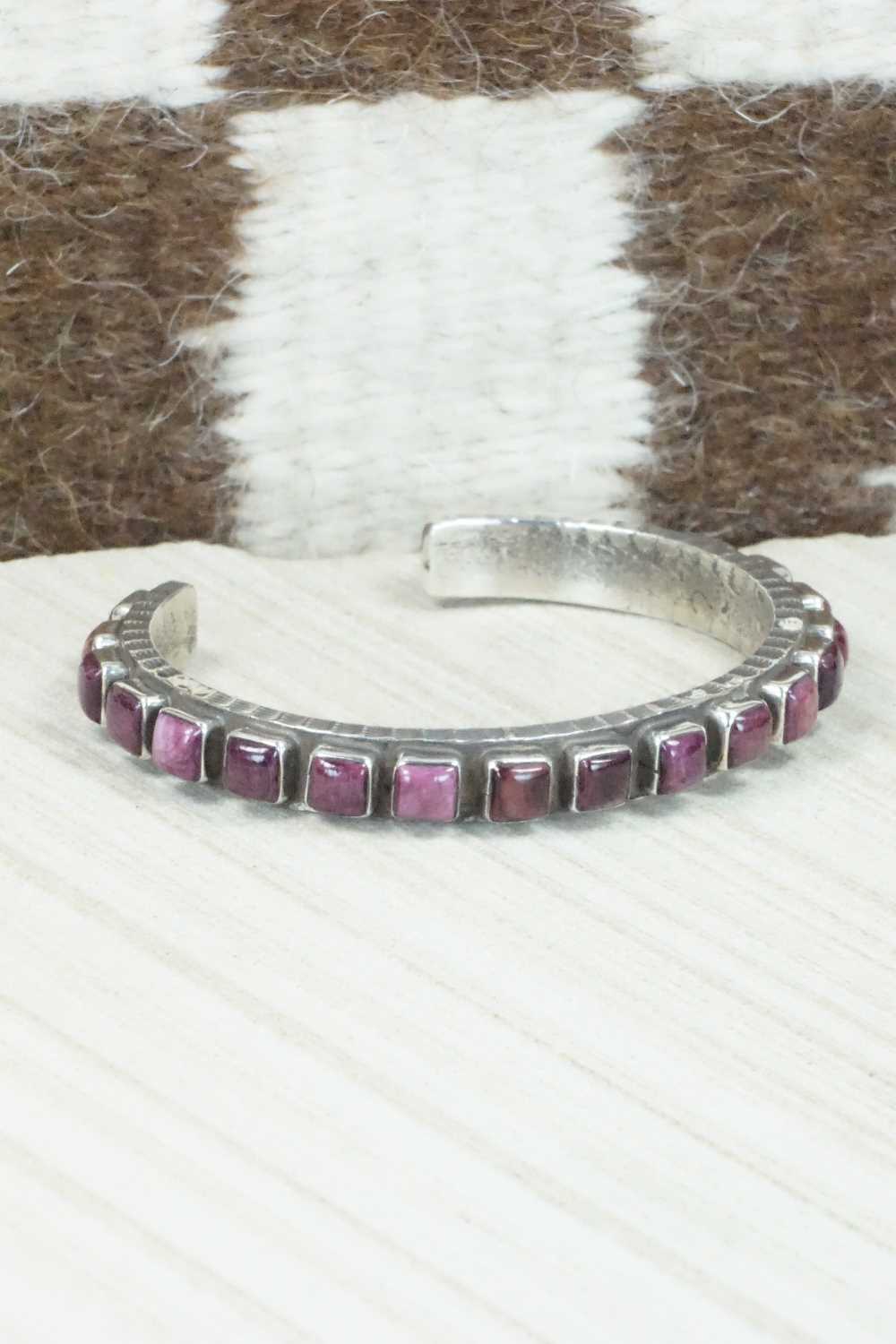 Spiny Oyster & Sterling Silver Bracelet - Ernest Rangel