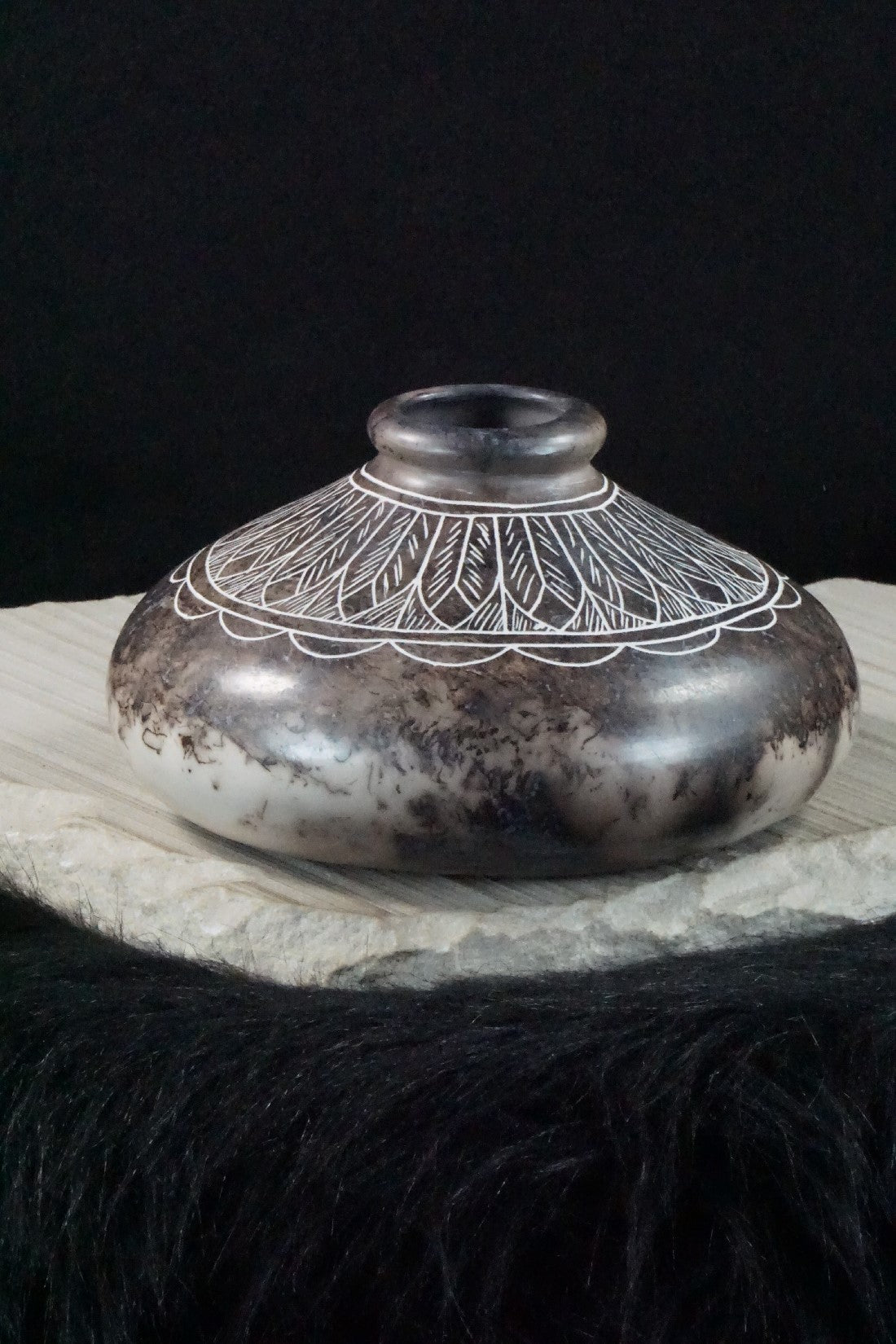 Acoma Pottery - Irvin Louis